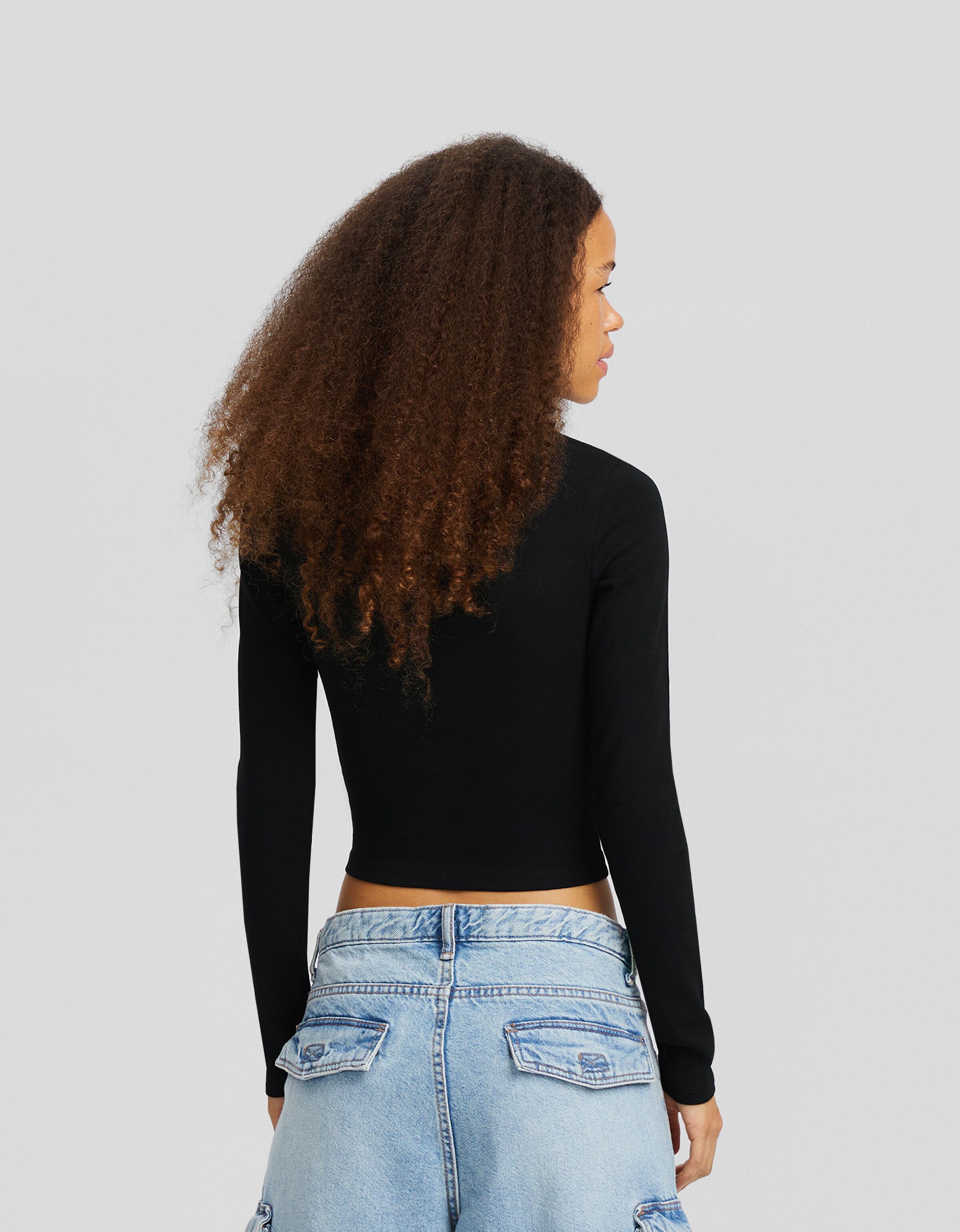 Camiseta manga larga cuello redondo