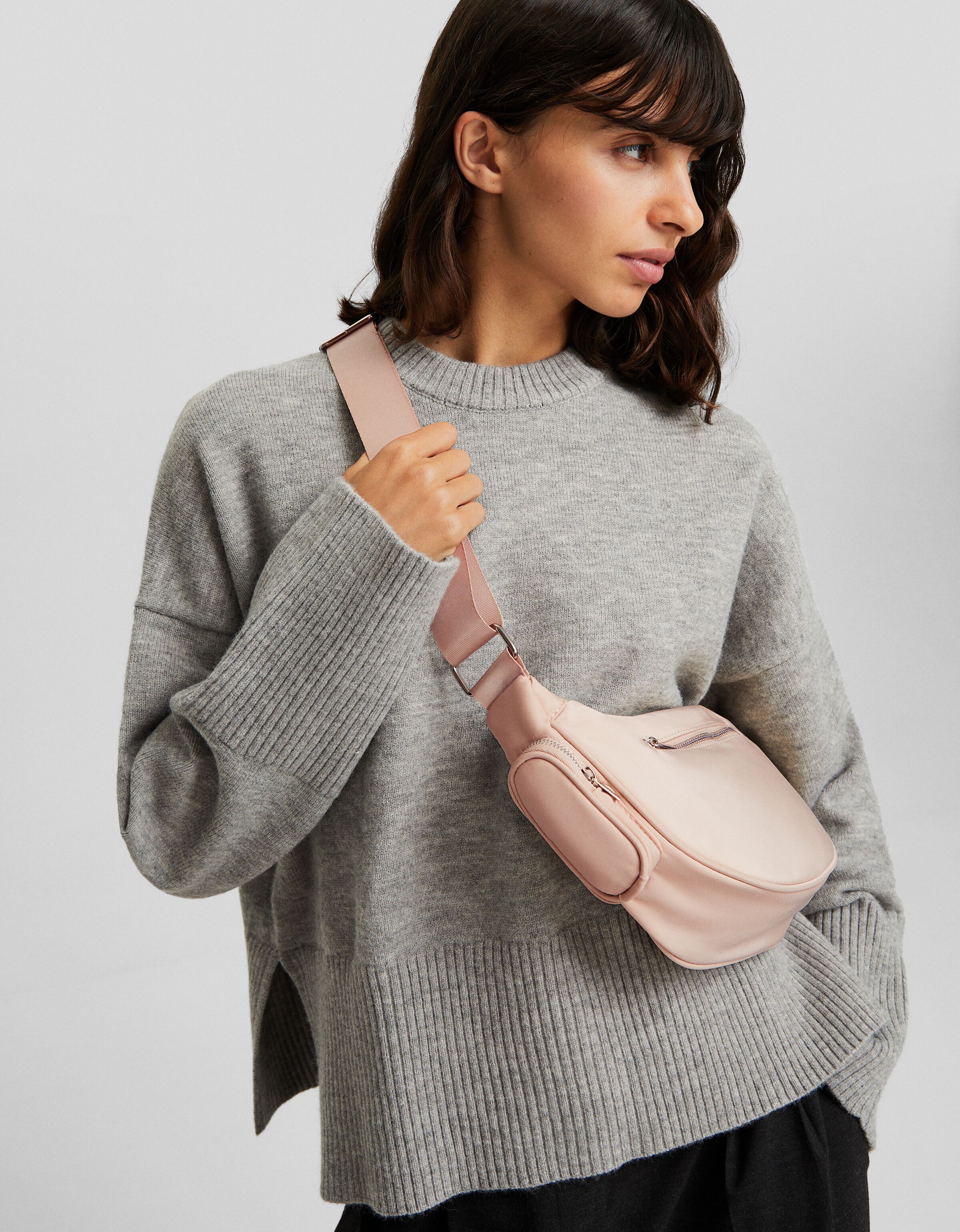 Bolso bandolera multipocket técnico