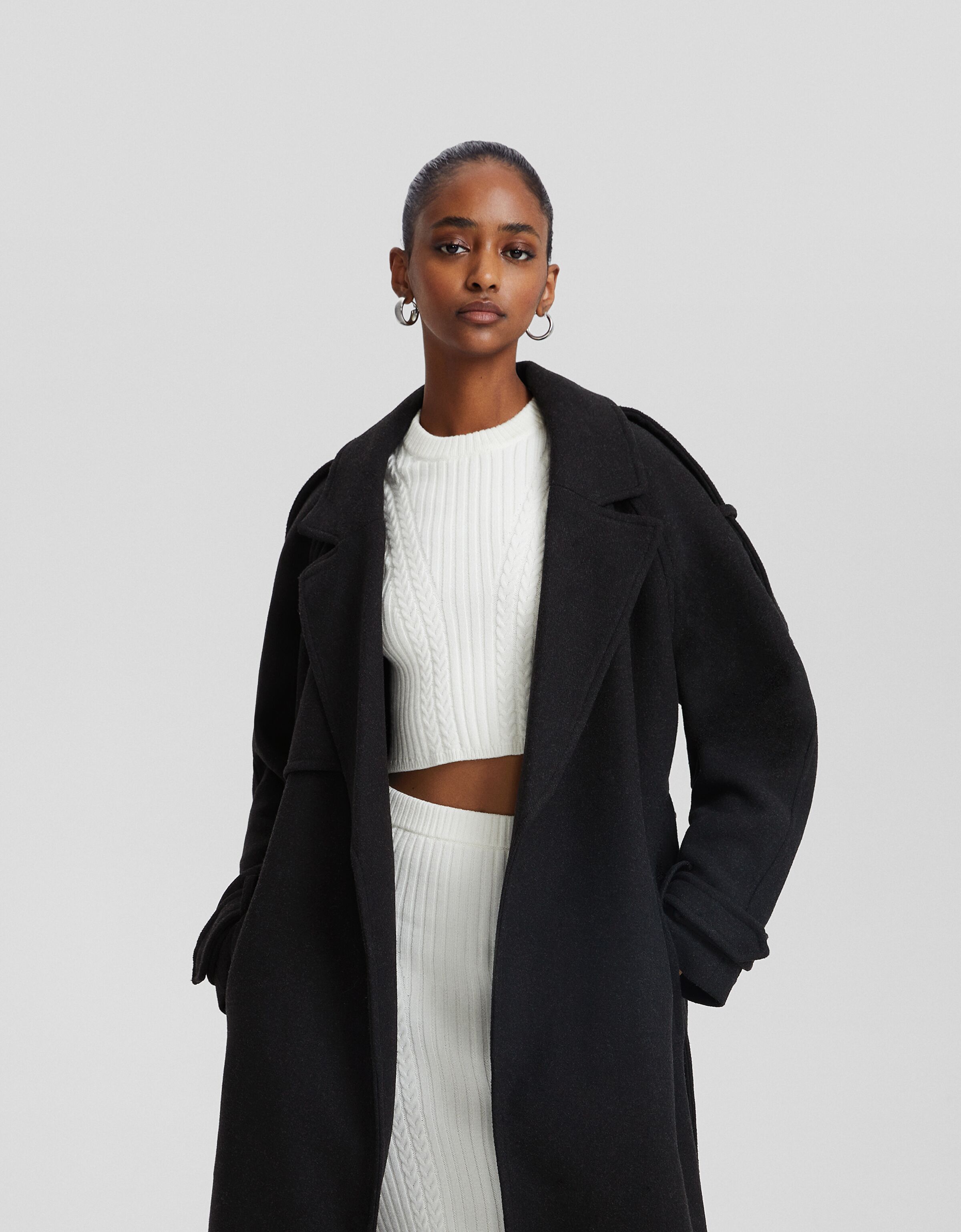 Abrigo trench con lana