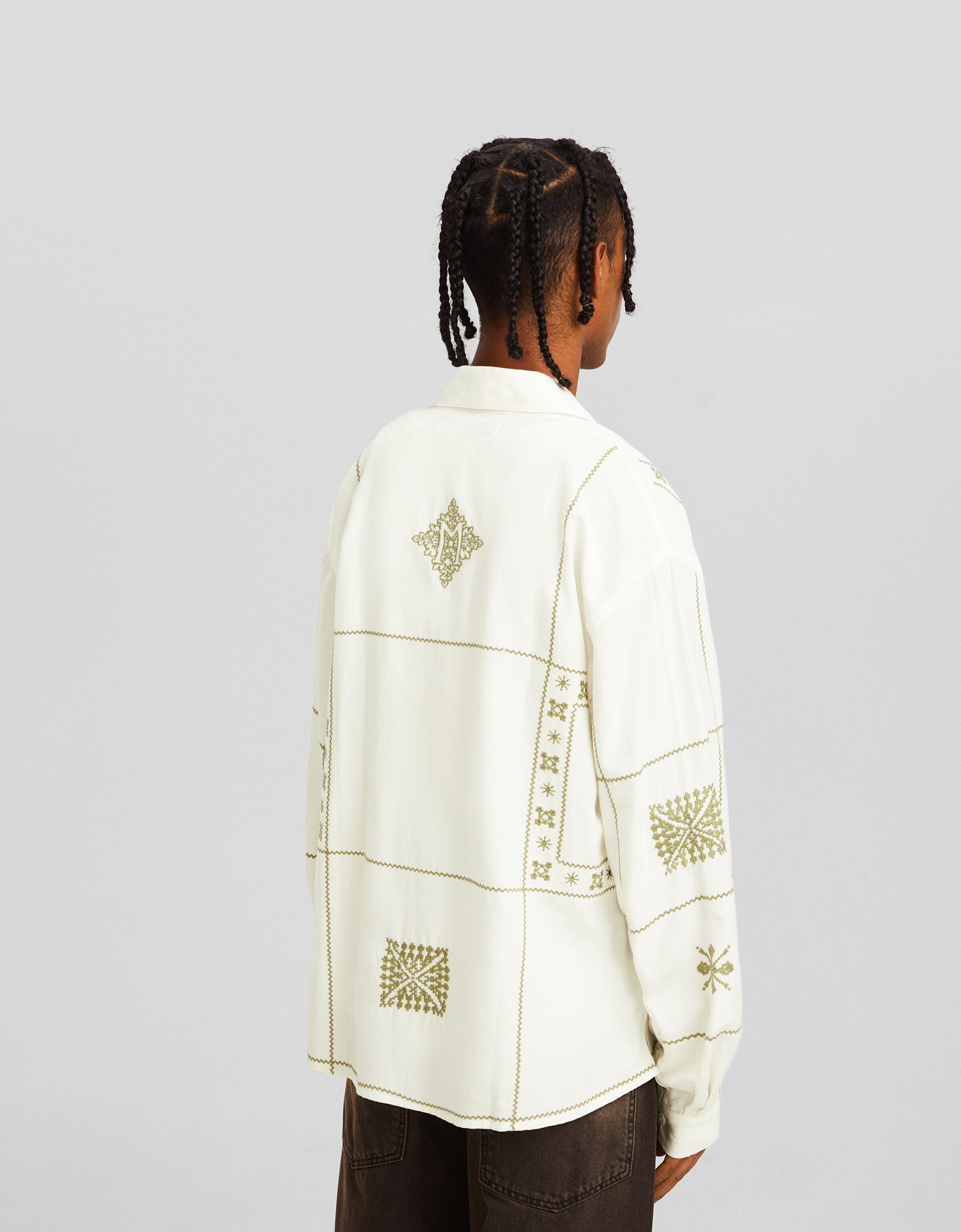 Camisa manga larga rústica bordado