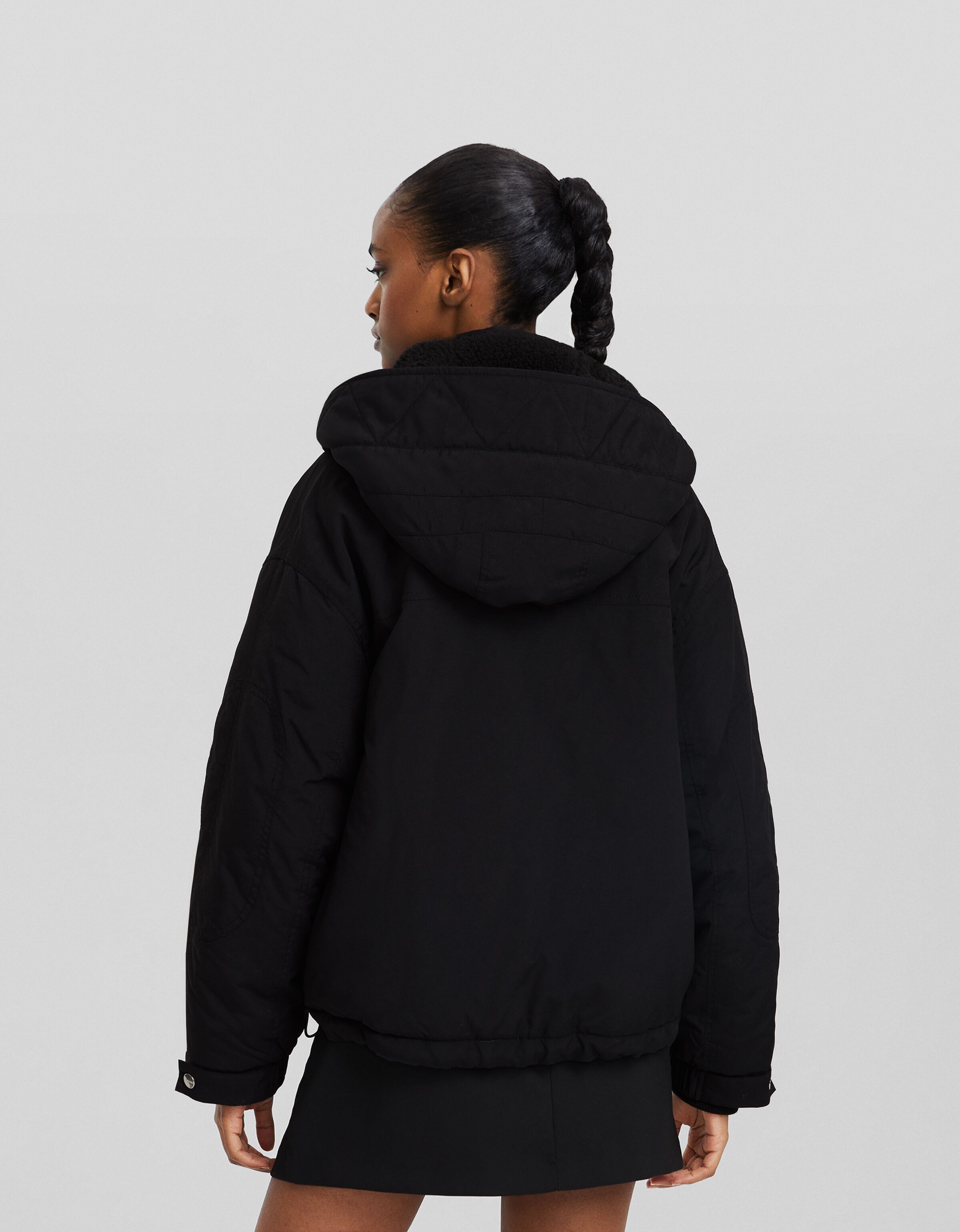 Parka corta con nylon multipocket