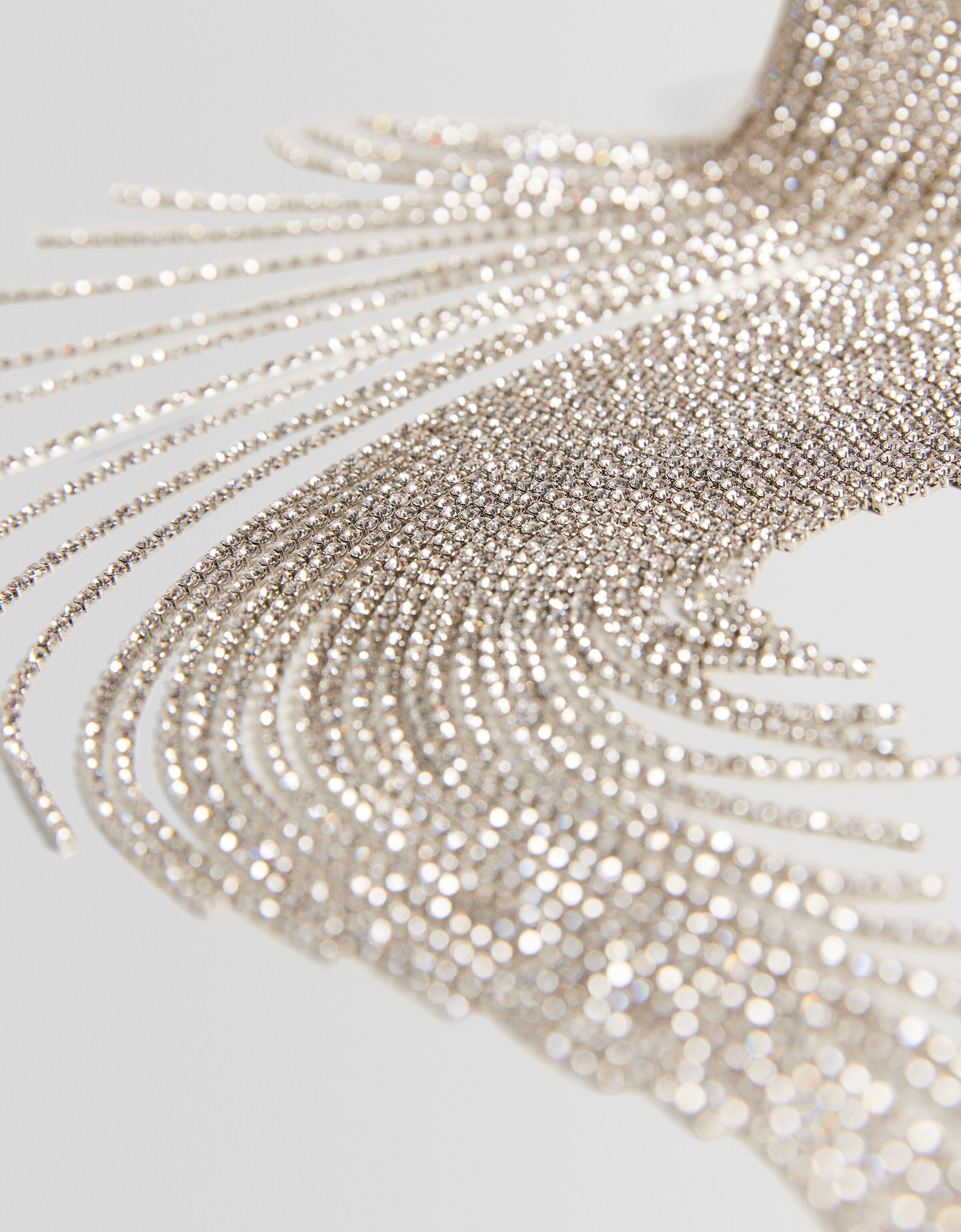 Collar cascada pedrería