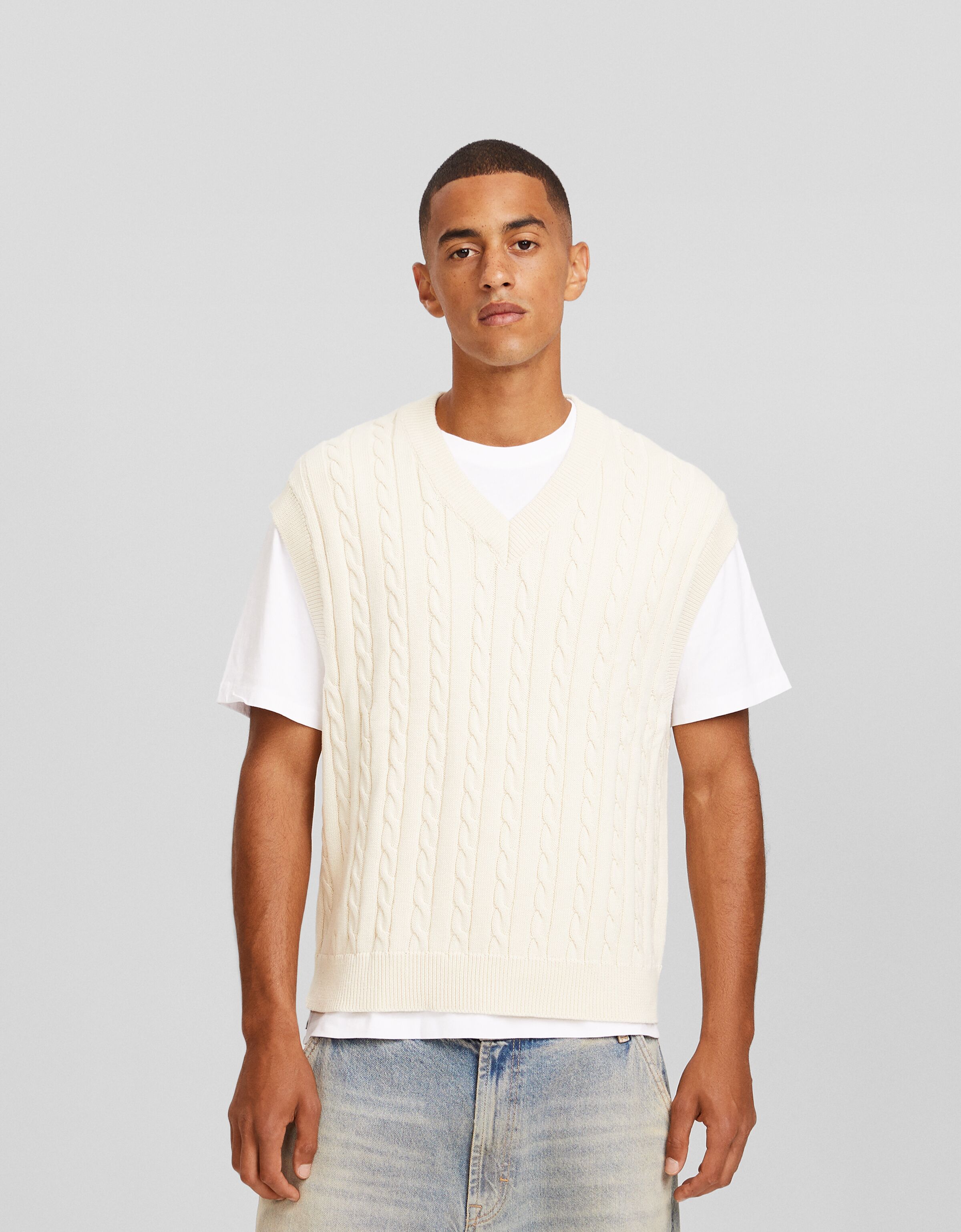 Chaleco punto trenzas