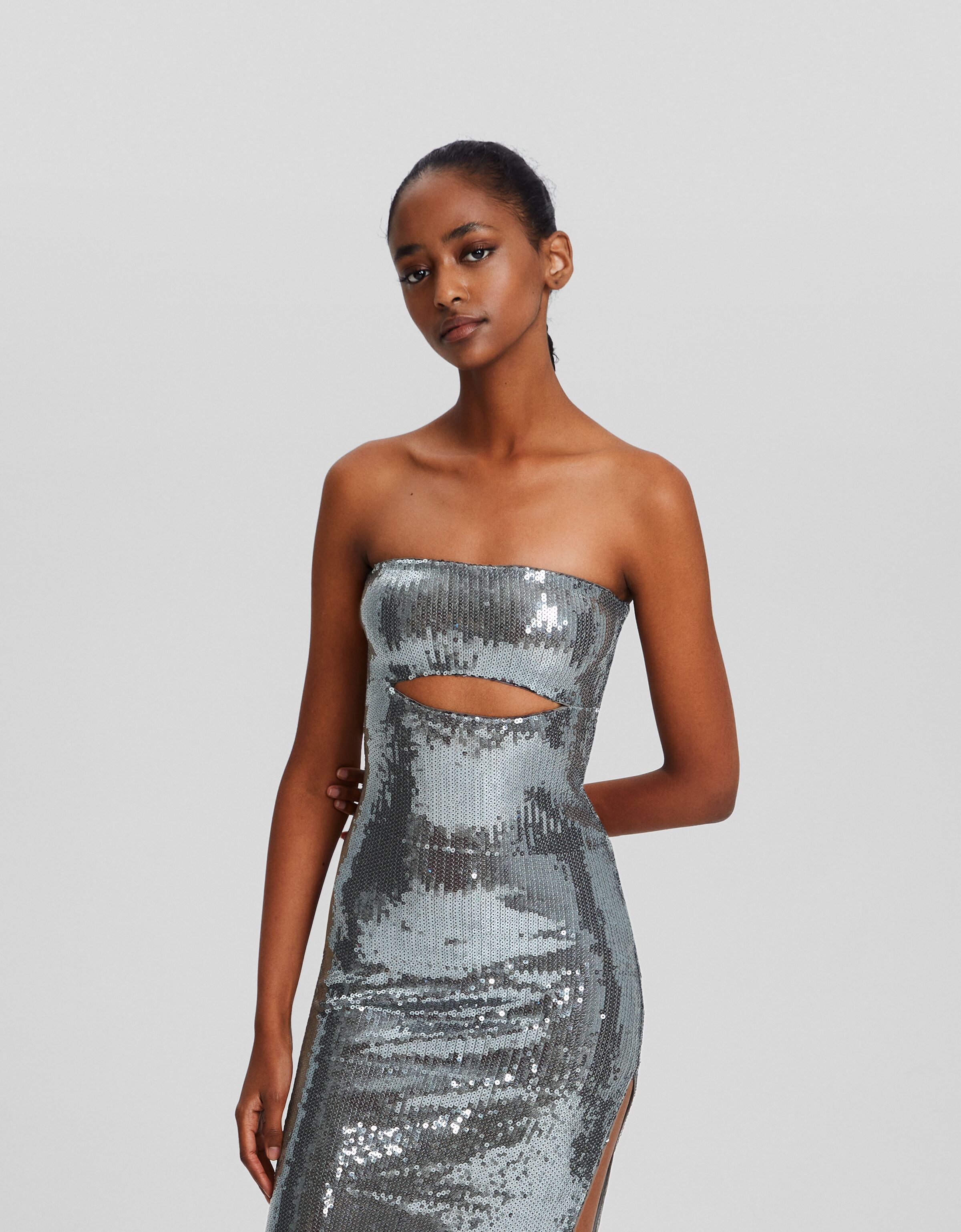 Vestido midi bandeau lentejuelas cut out