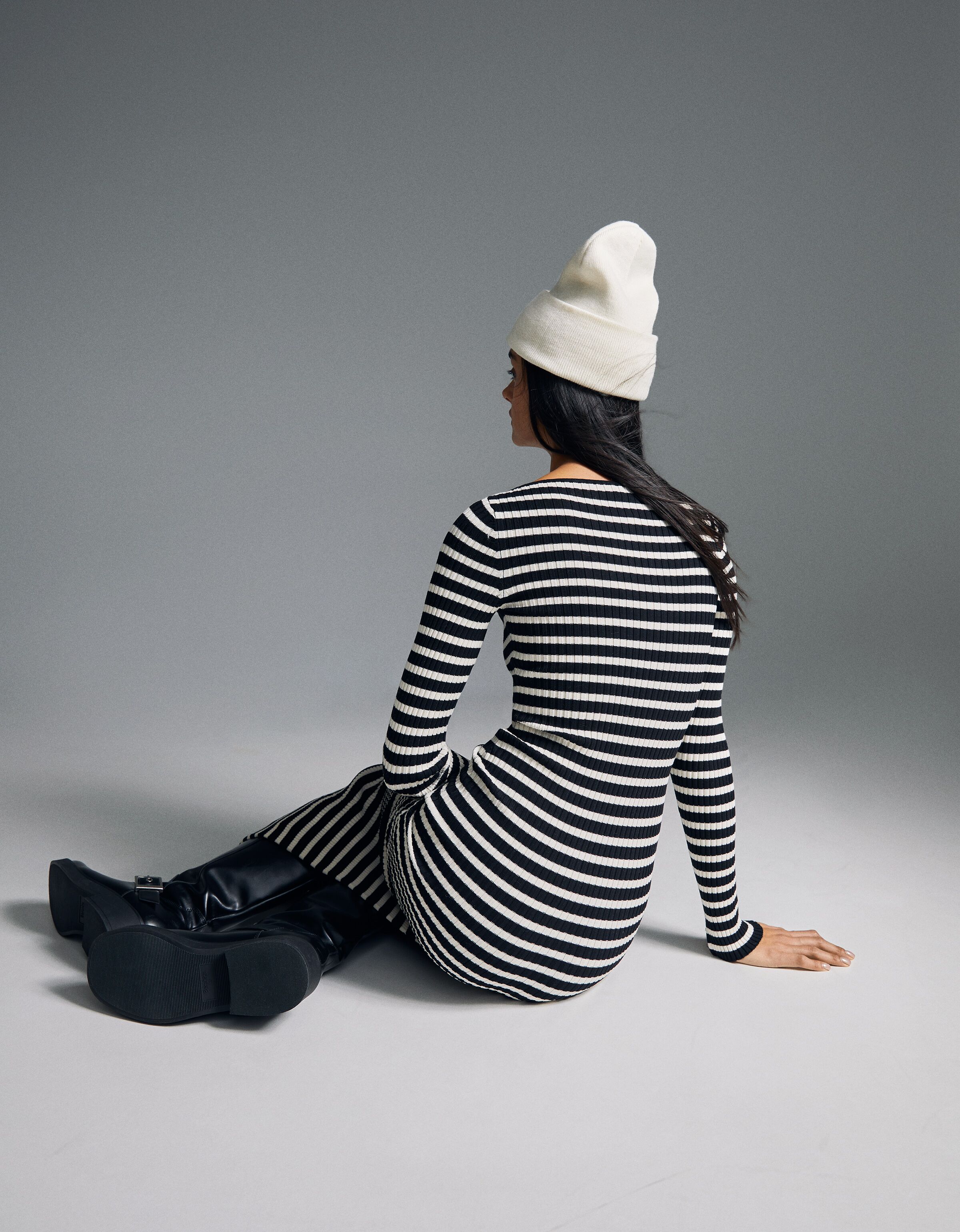 Vestido midi manga larga escote barco punto rib