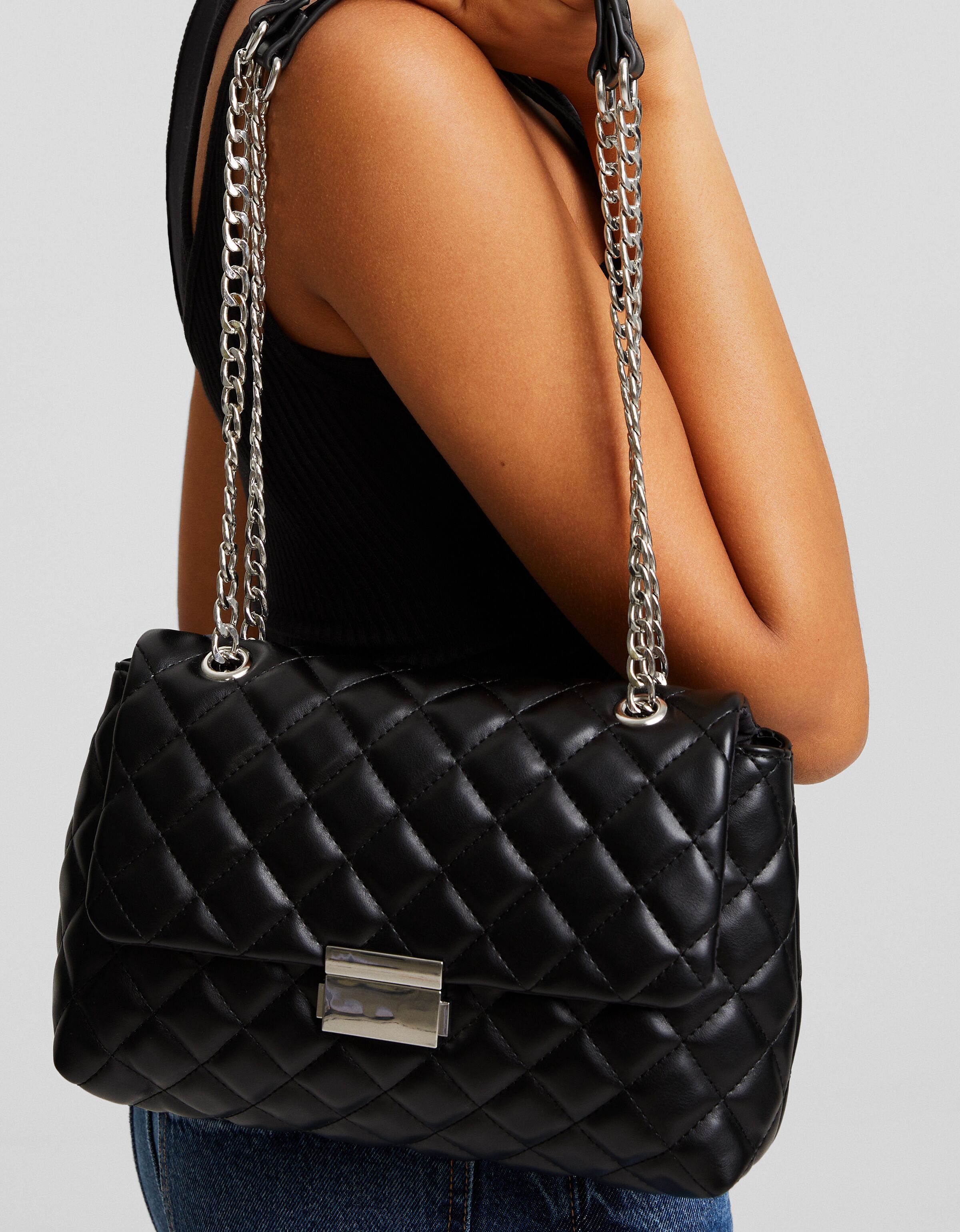 Bolso bandolera acolchado cadena