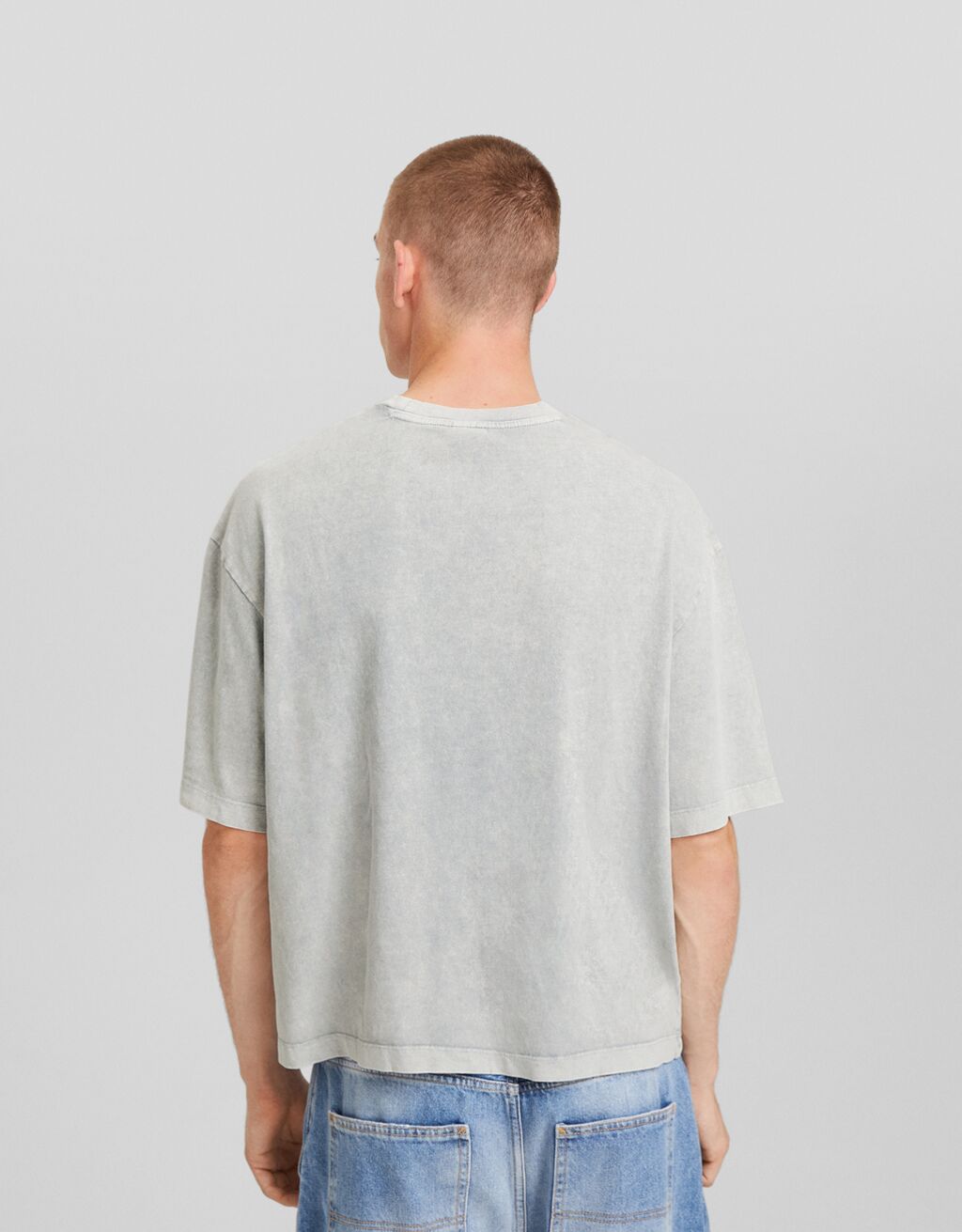 Camiseta manga corta boxy fit cropped efecto lavado