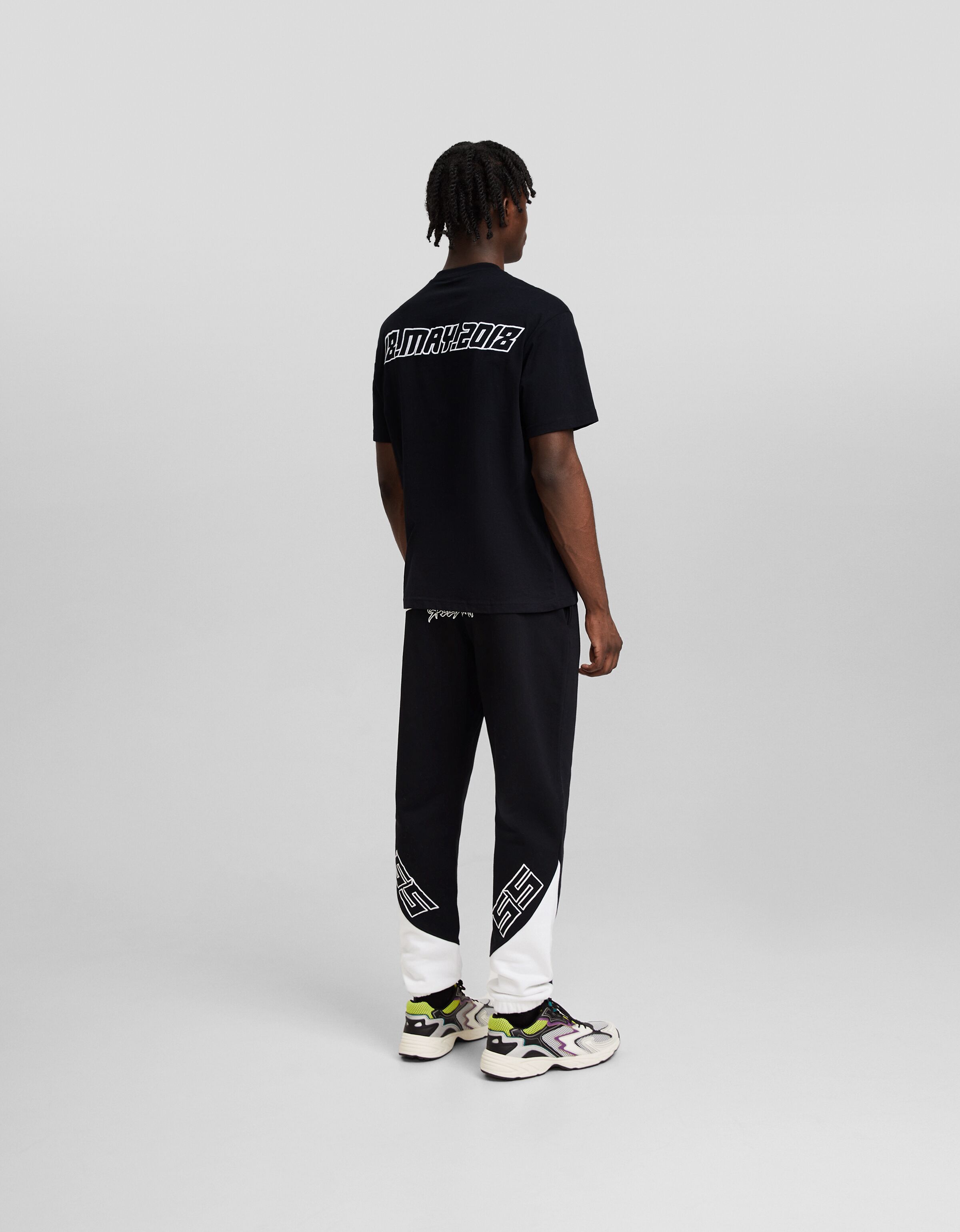 Camiseta manga corta boxy fit racing bordado