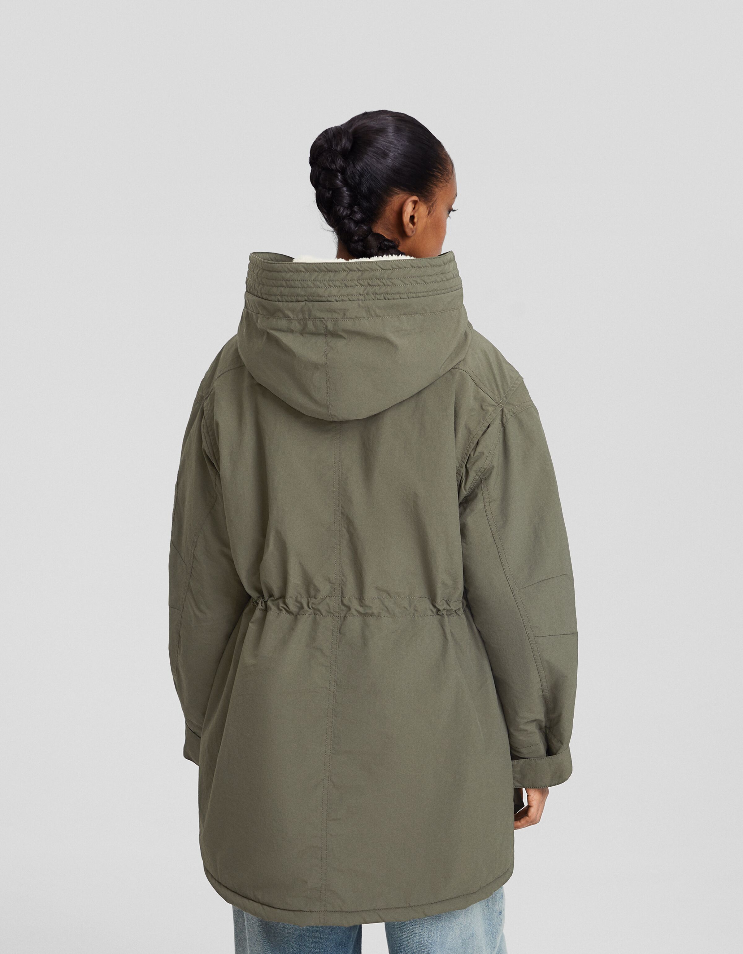 Parka larga nylon forro borreguillo