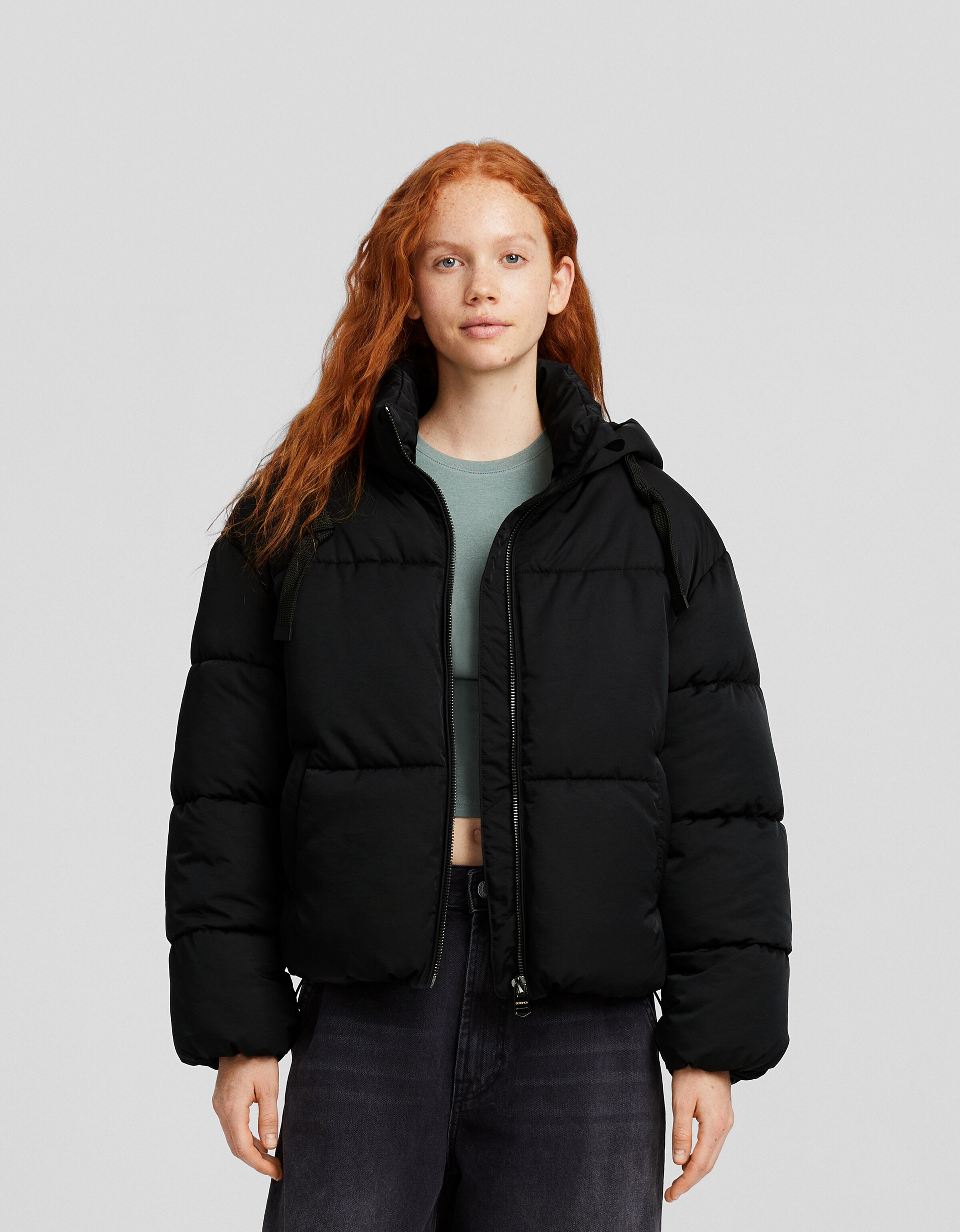 Cazadora acolchada oversize capucha