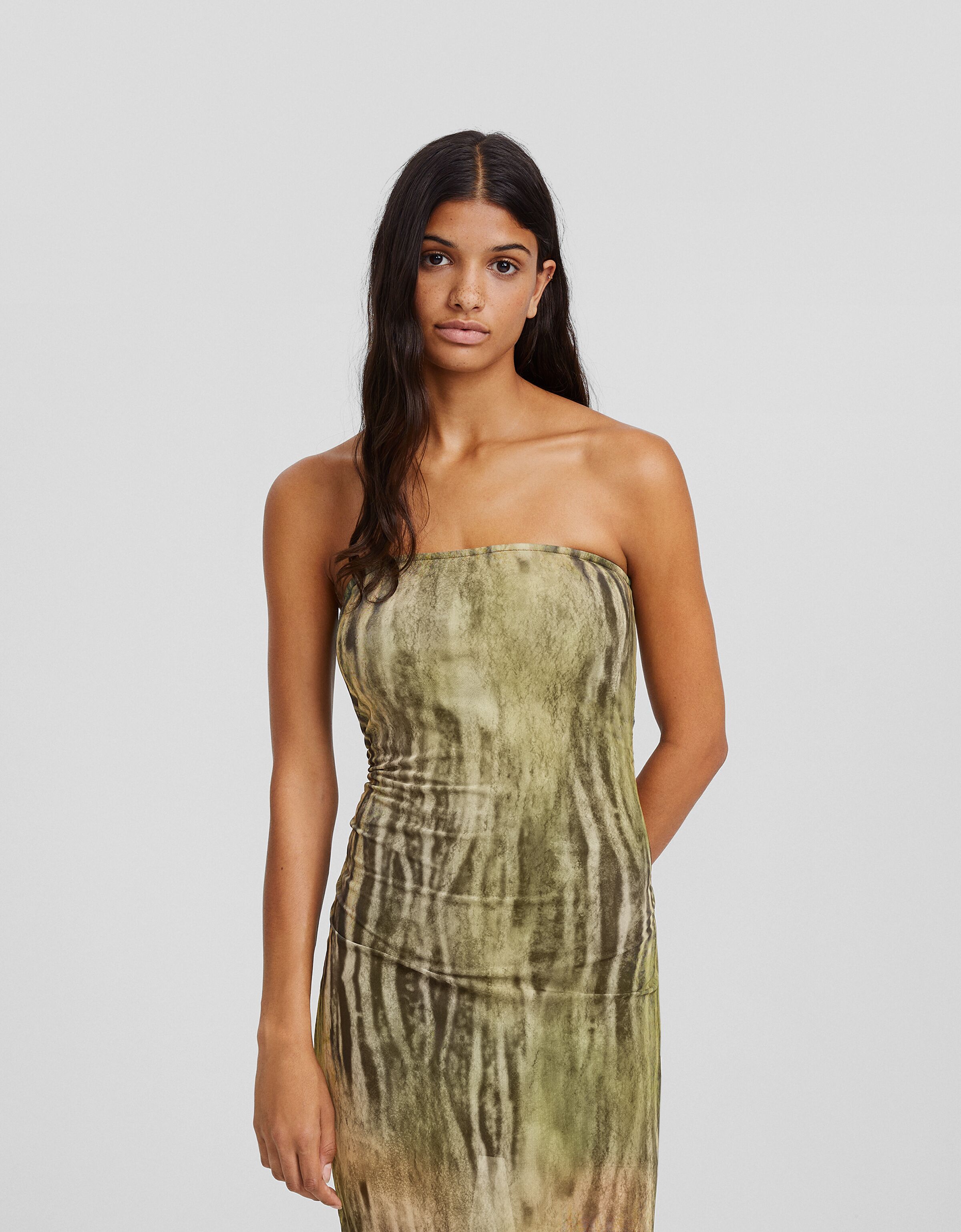 Vestido midi bandeau tul