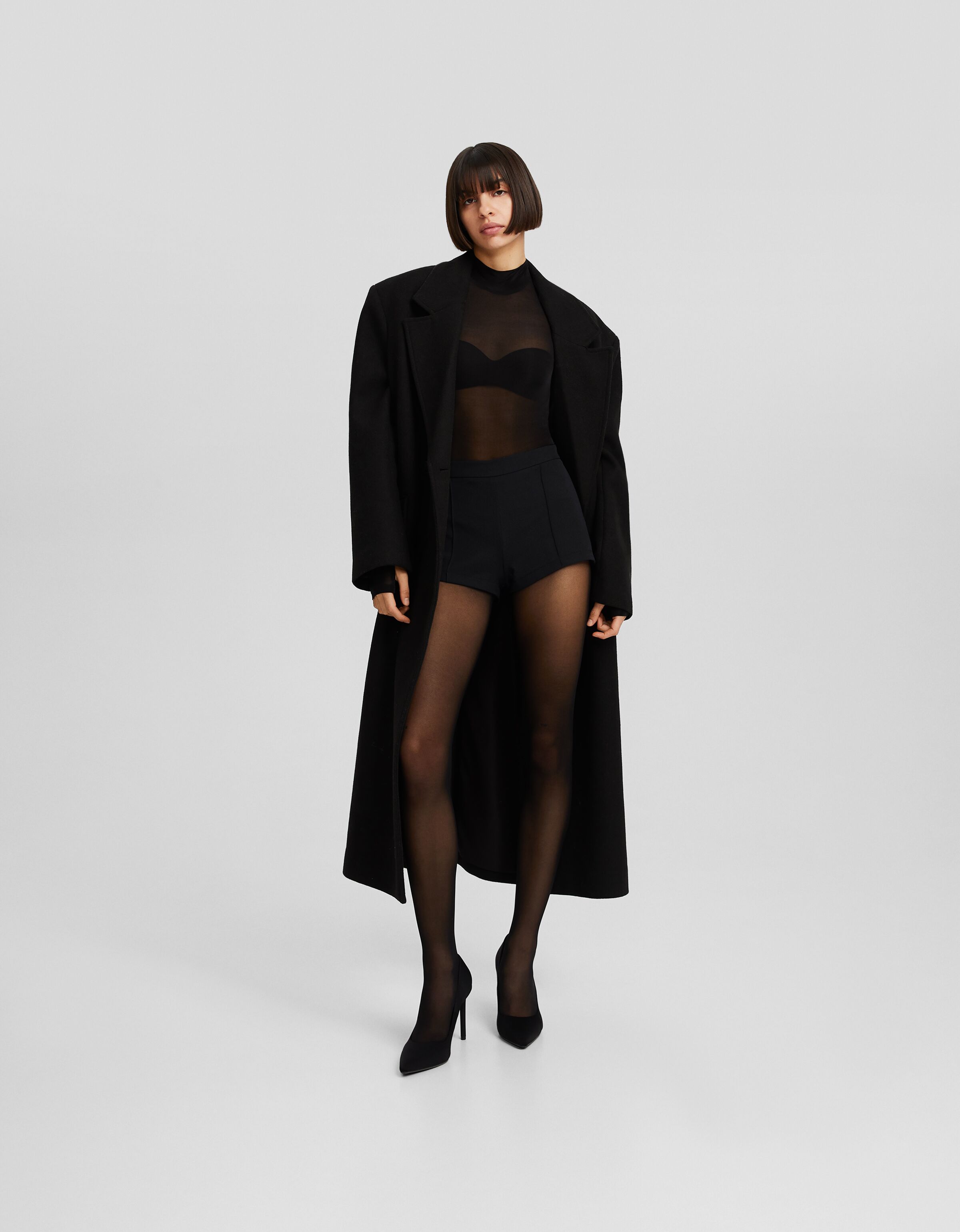 Short corto ajustado