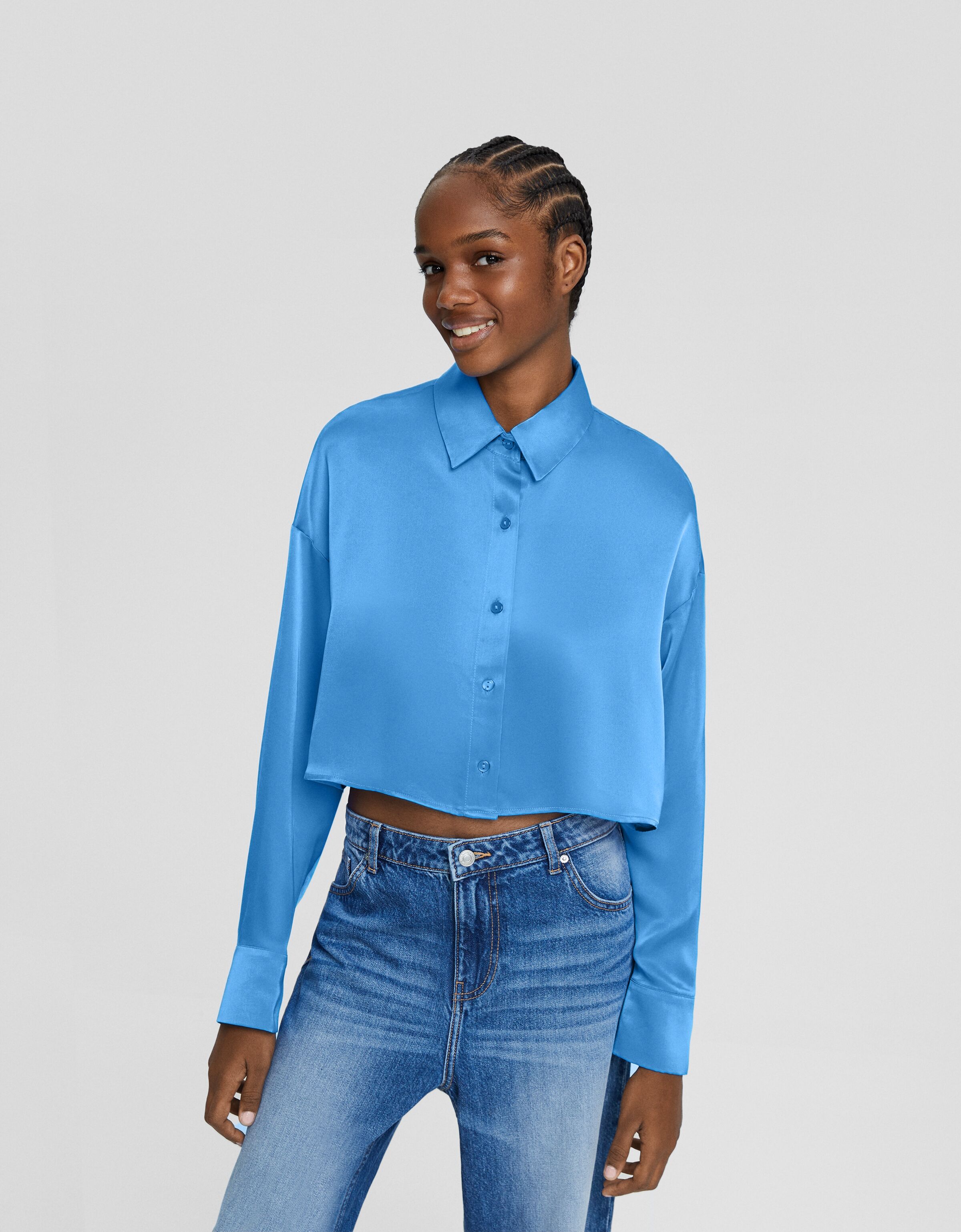 Camisa manga larga cropped satinada