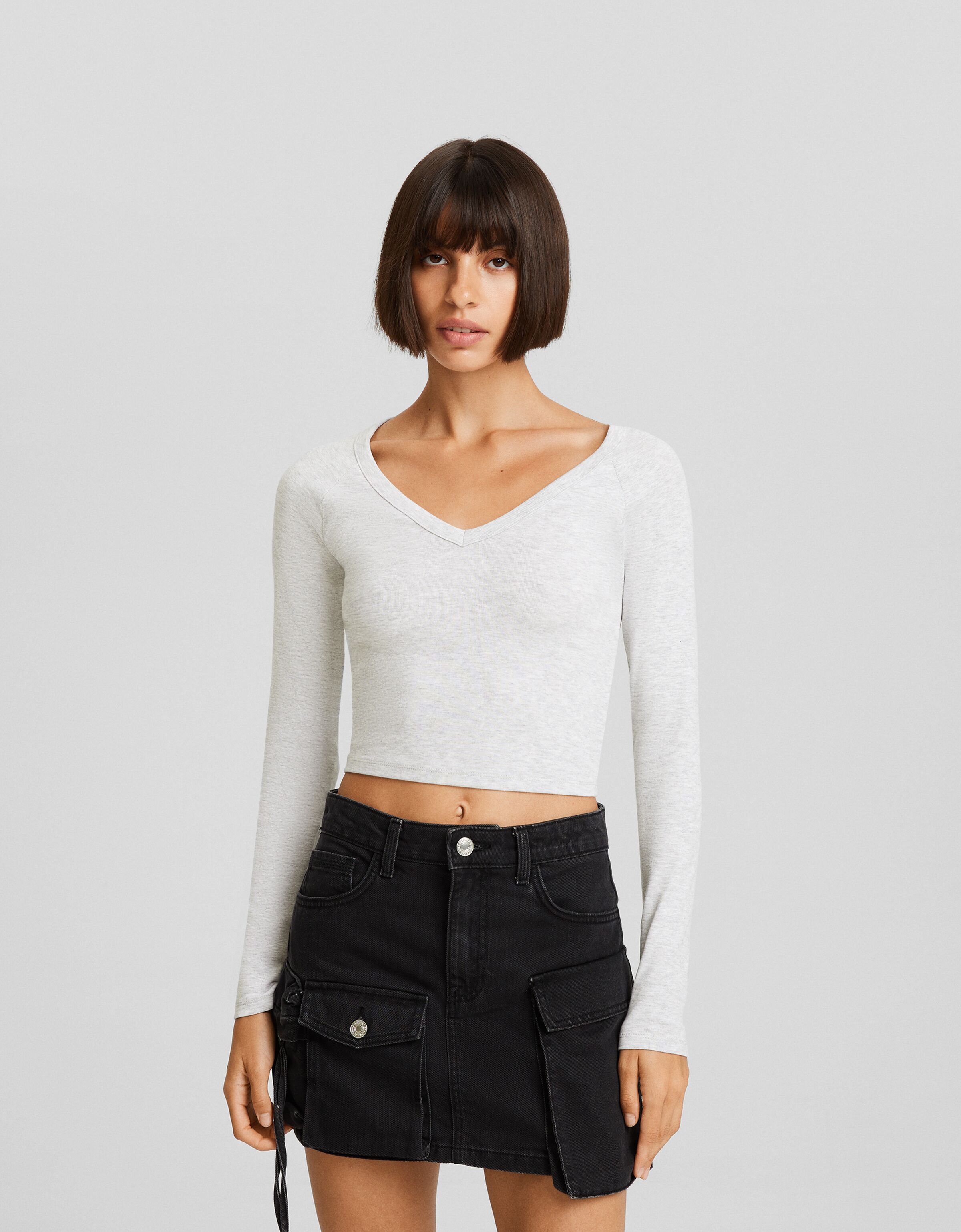 Camiseta manga larga cuello pico