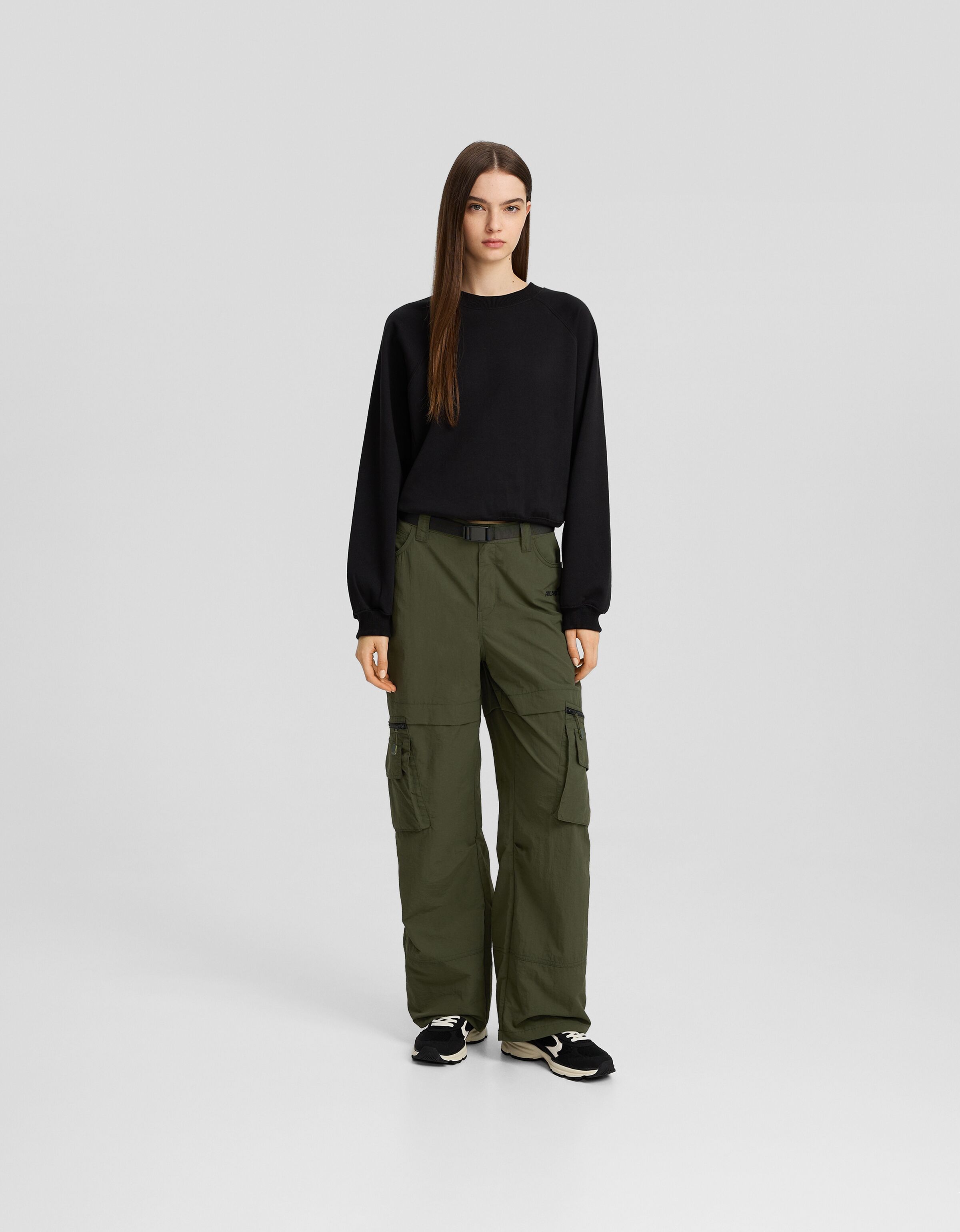 Pantalón cargo técnico