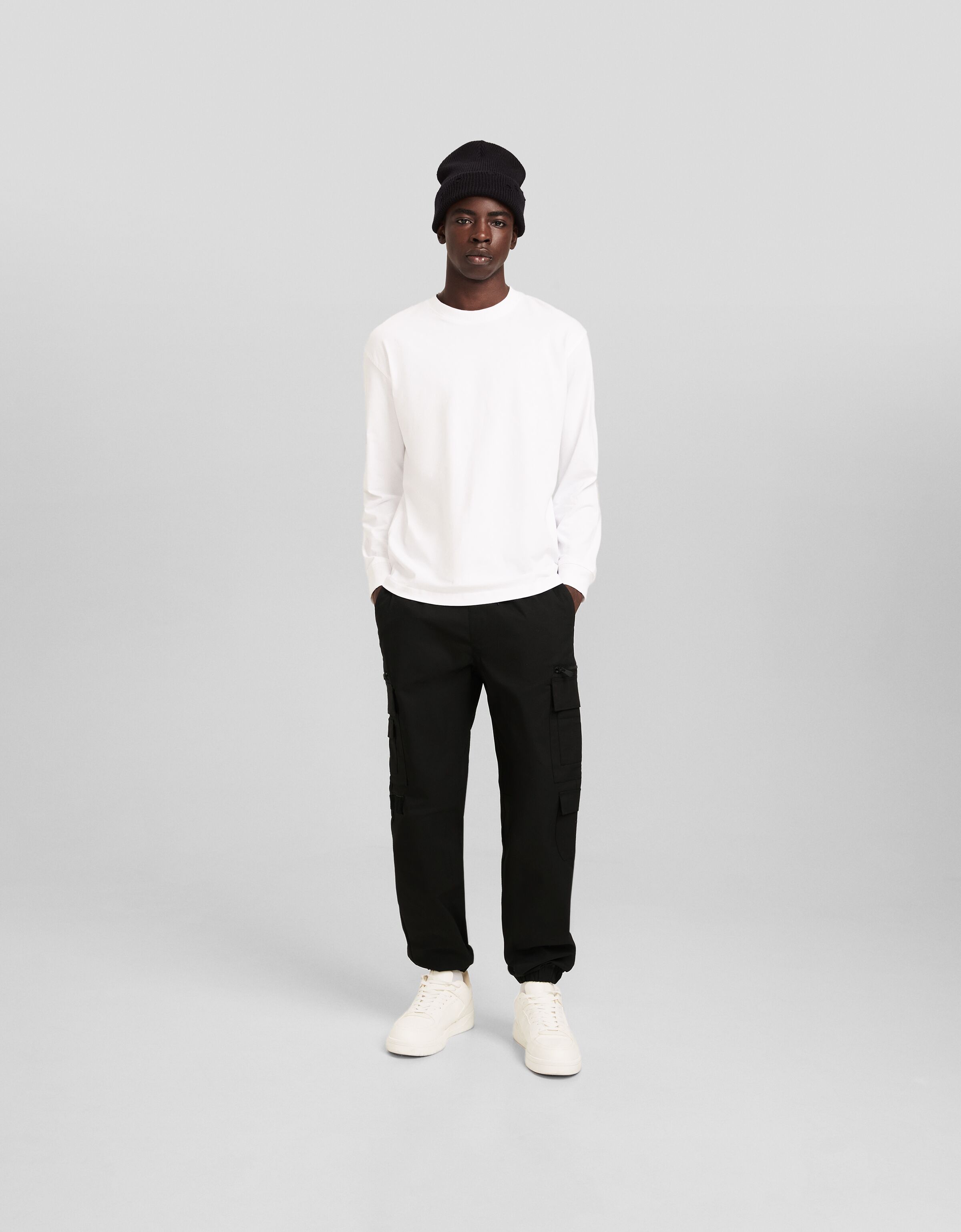 Pantalón jogger multicargo técnico