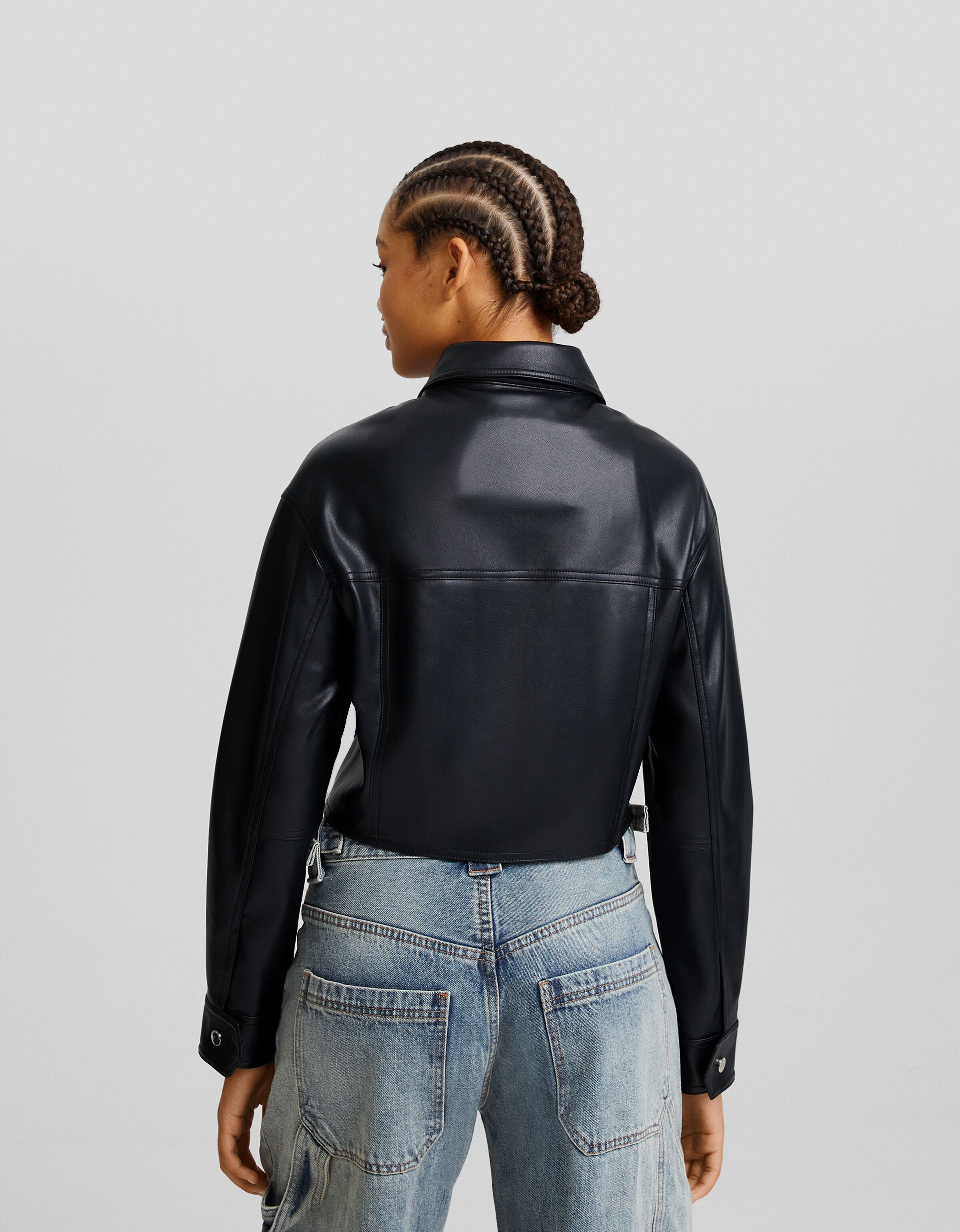 Sobrecamisa efecto piel cropped