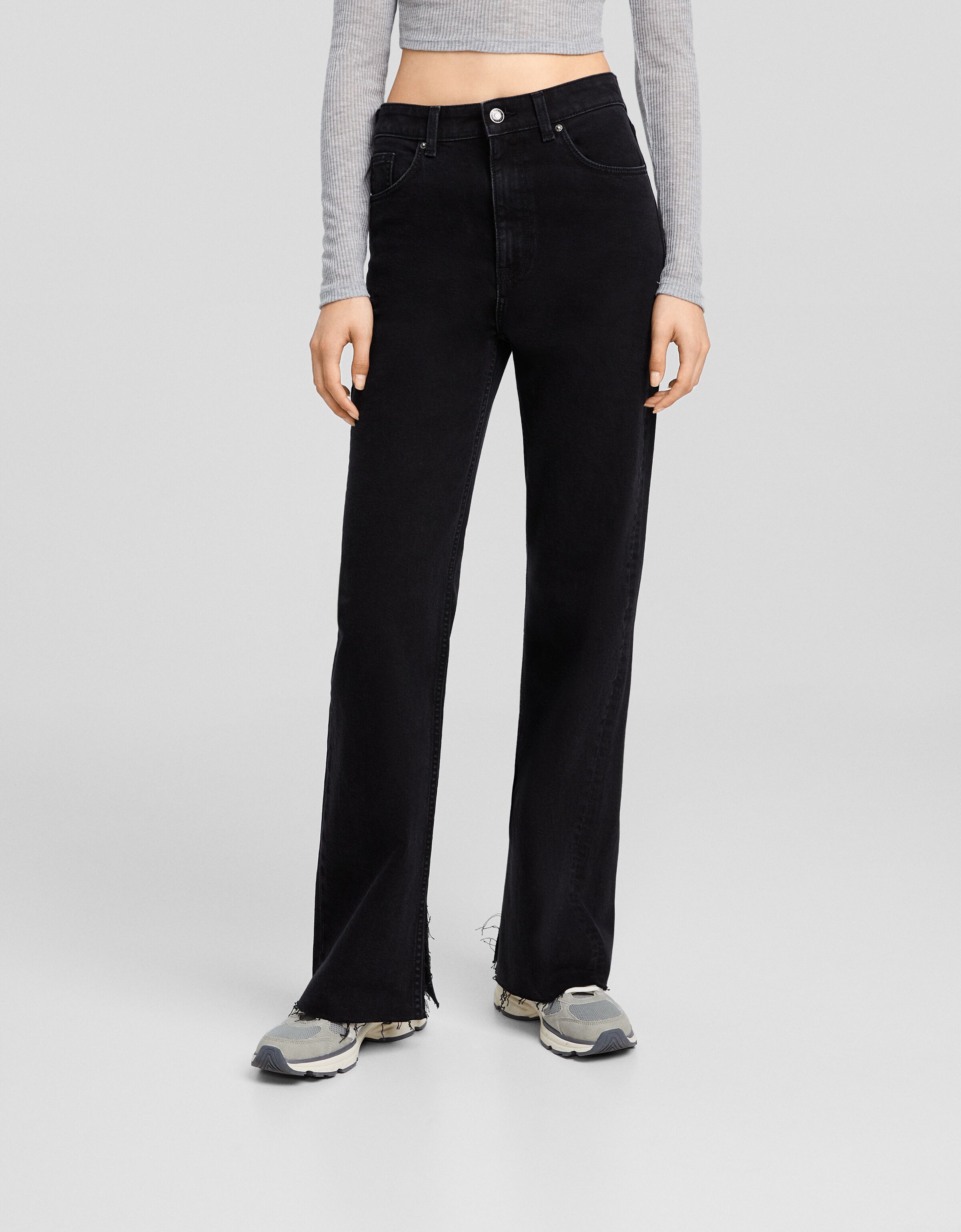 Jeans straight confort abertura lateral