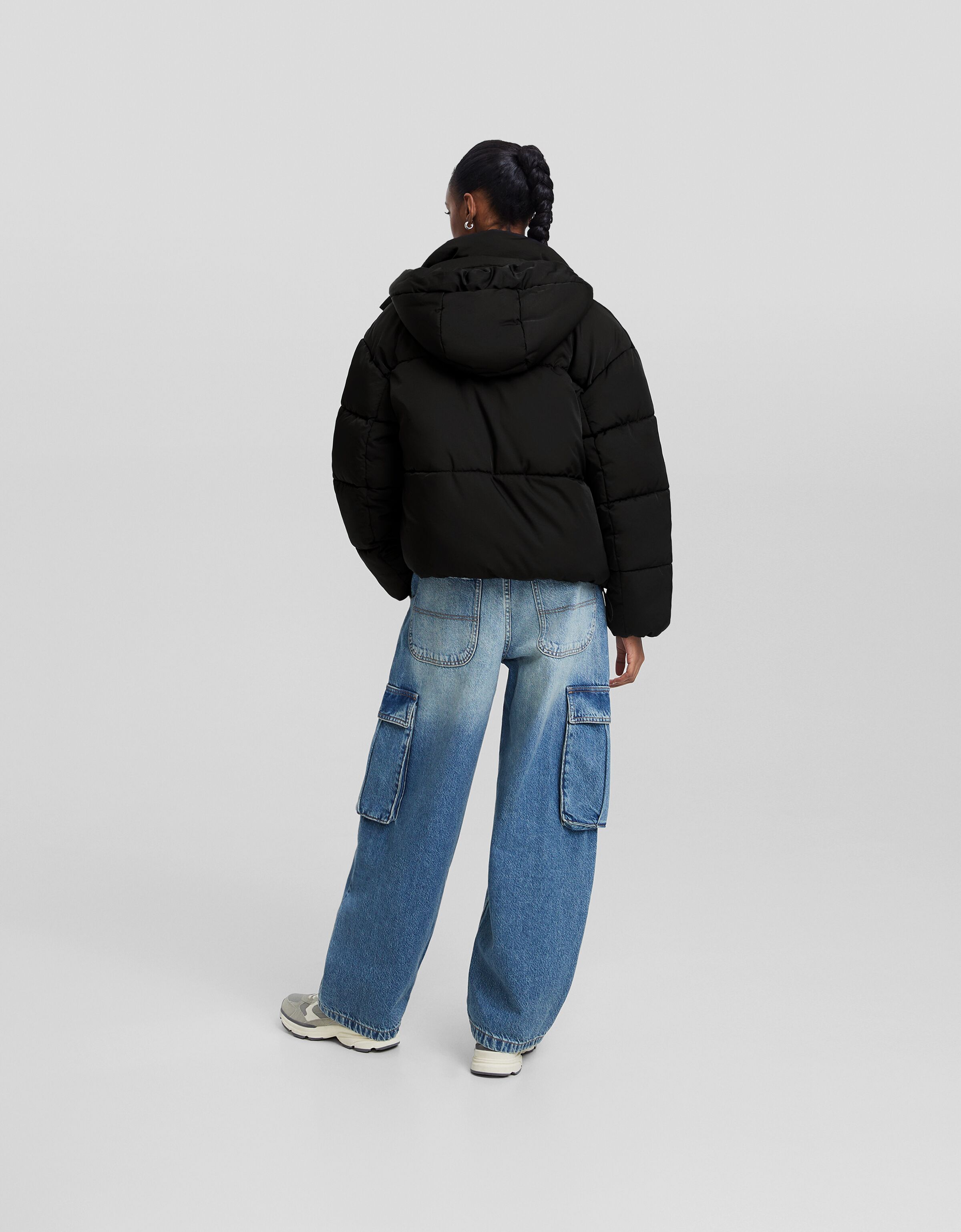 Cazadora acolchada oversize capucha