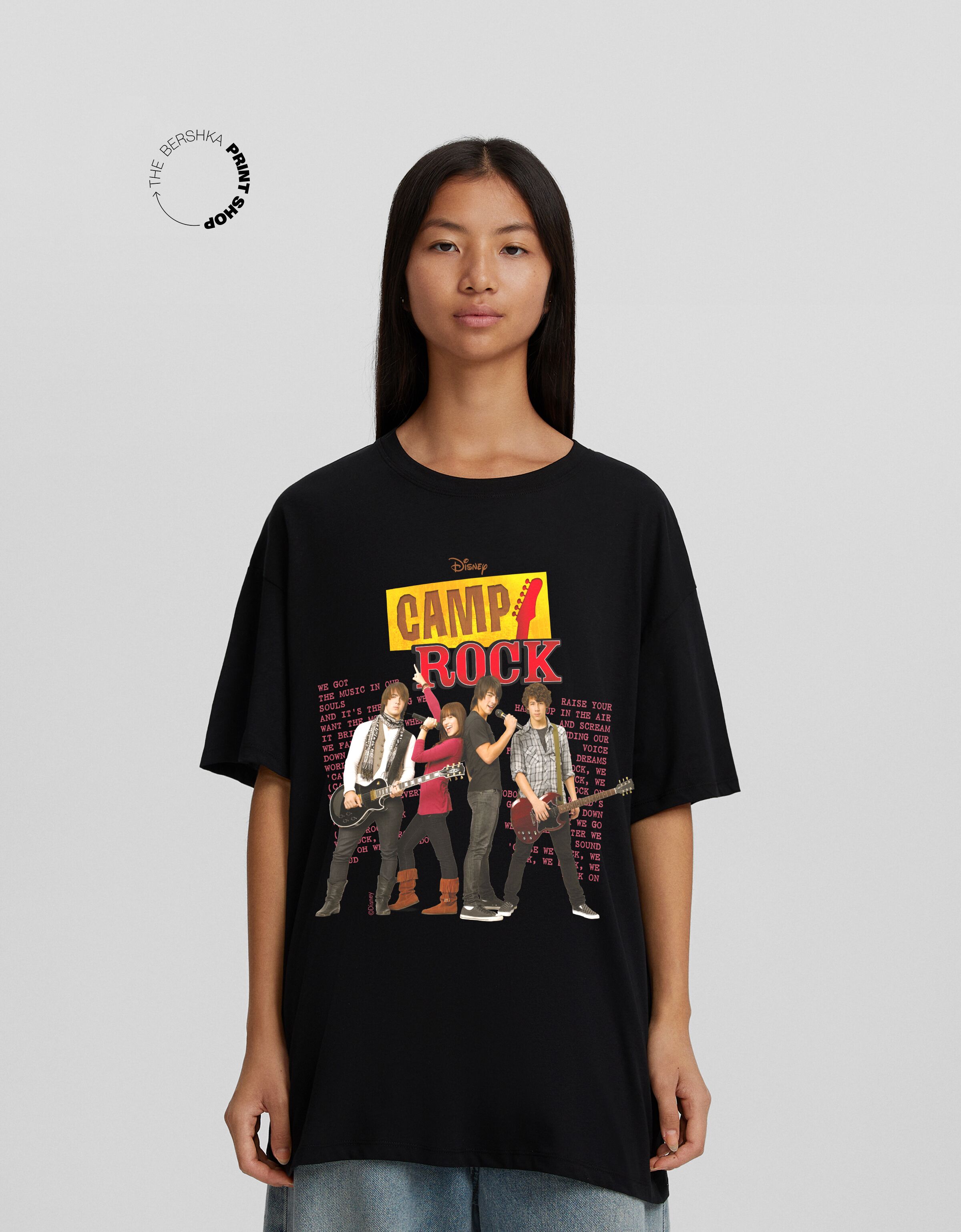 Camiseta Camp Rock manga corta oversize print