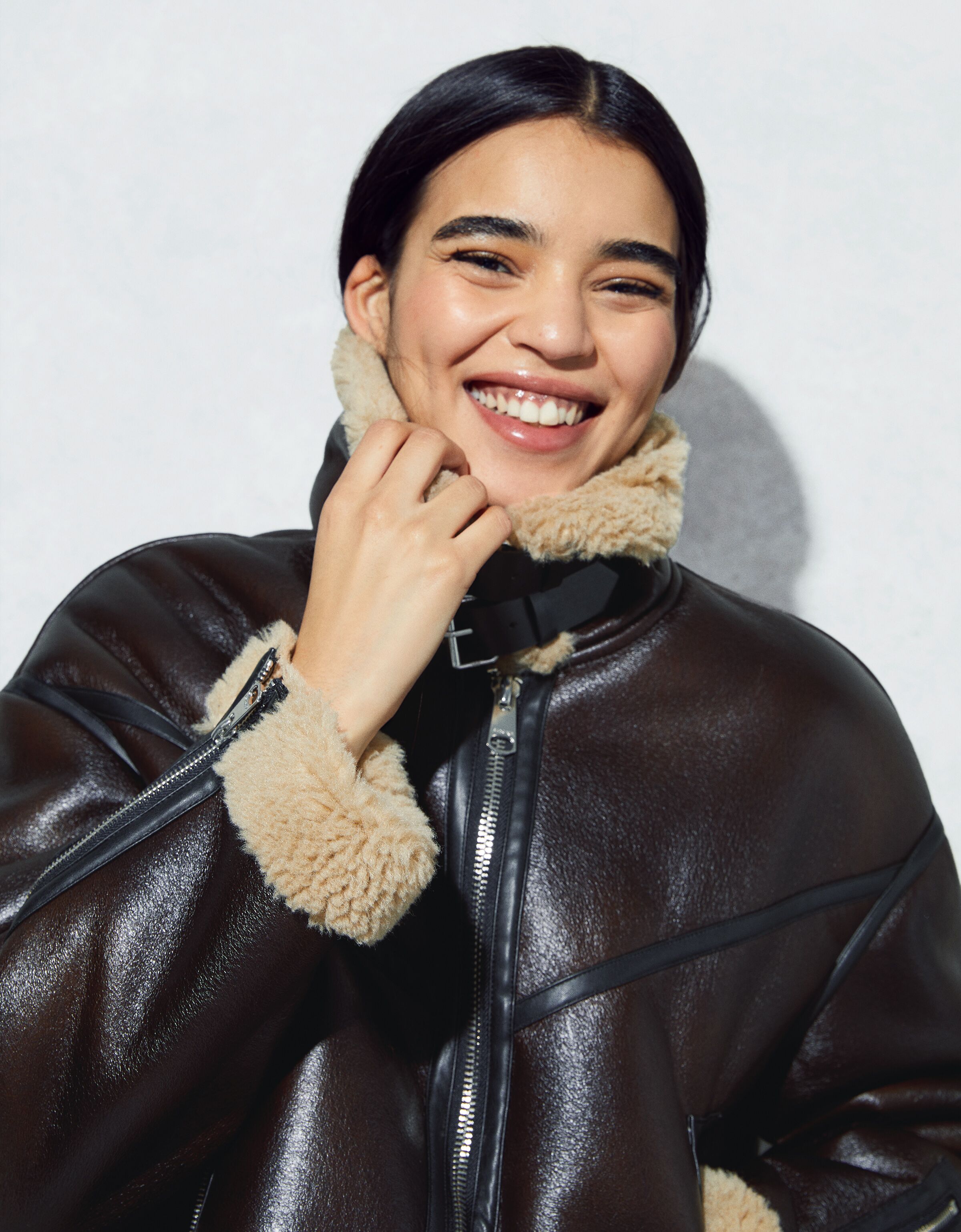 Cazadora trucker doble faz efecto piel desgastada