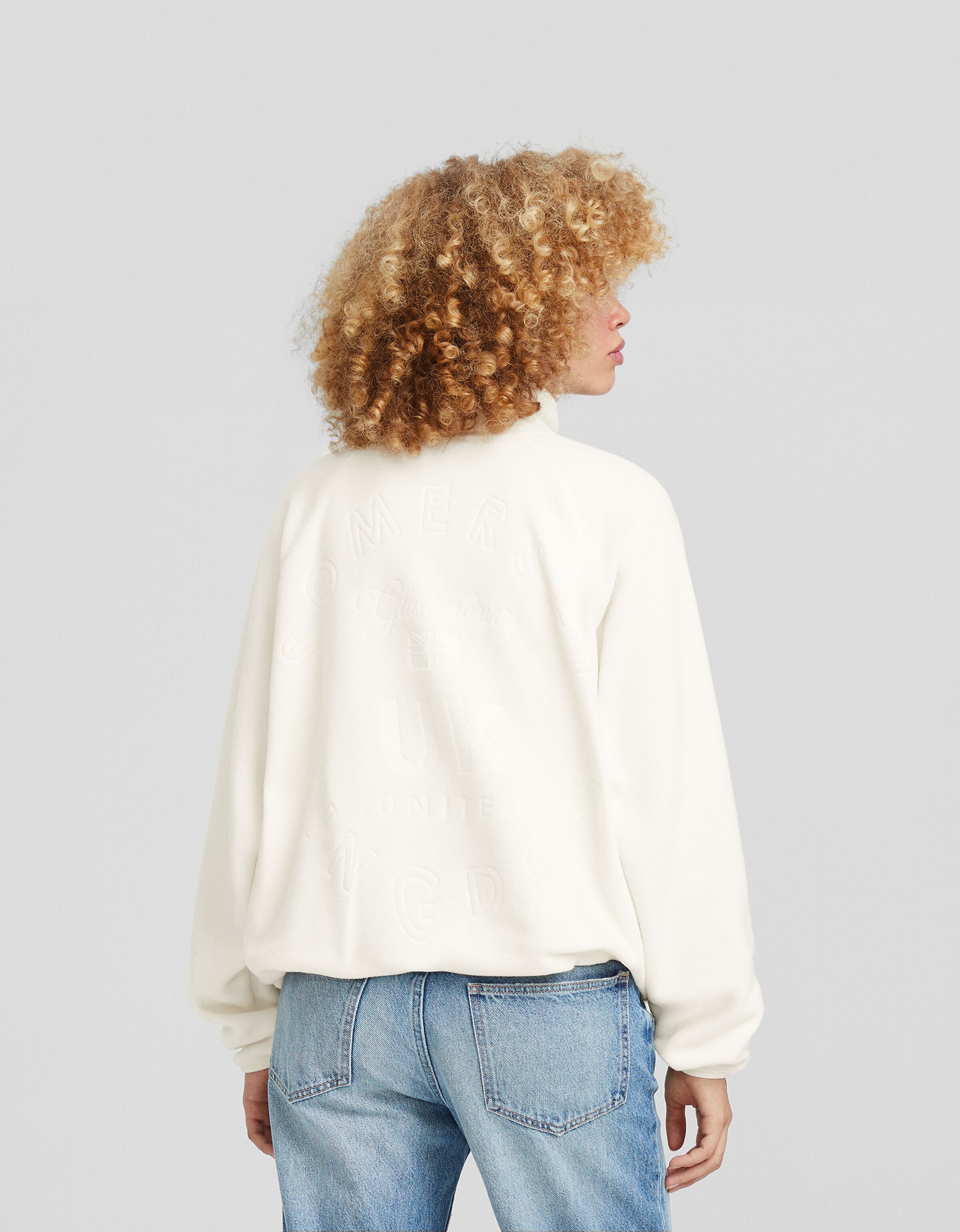 Sudadera cremallera polar bordado