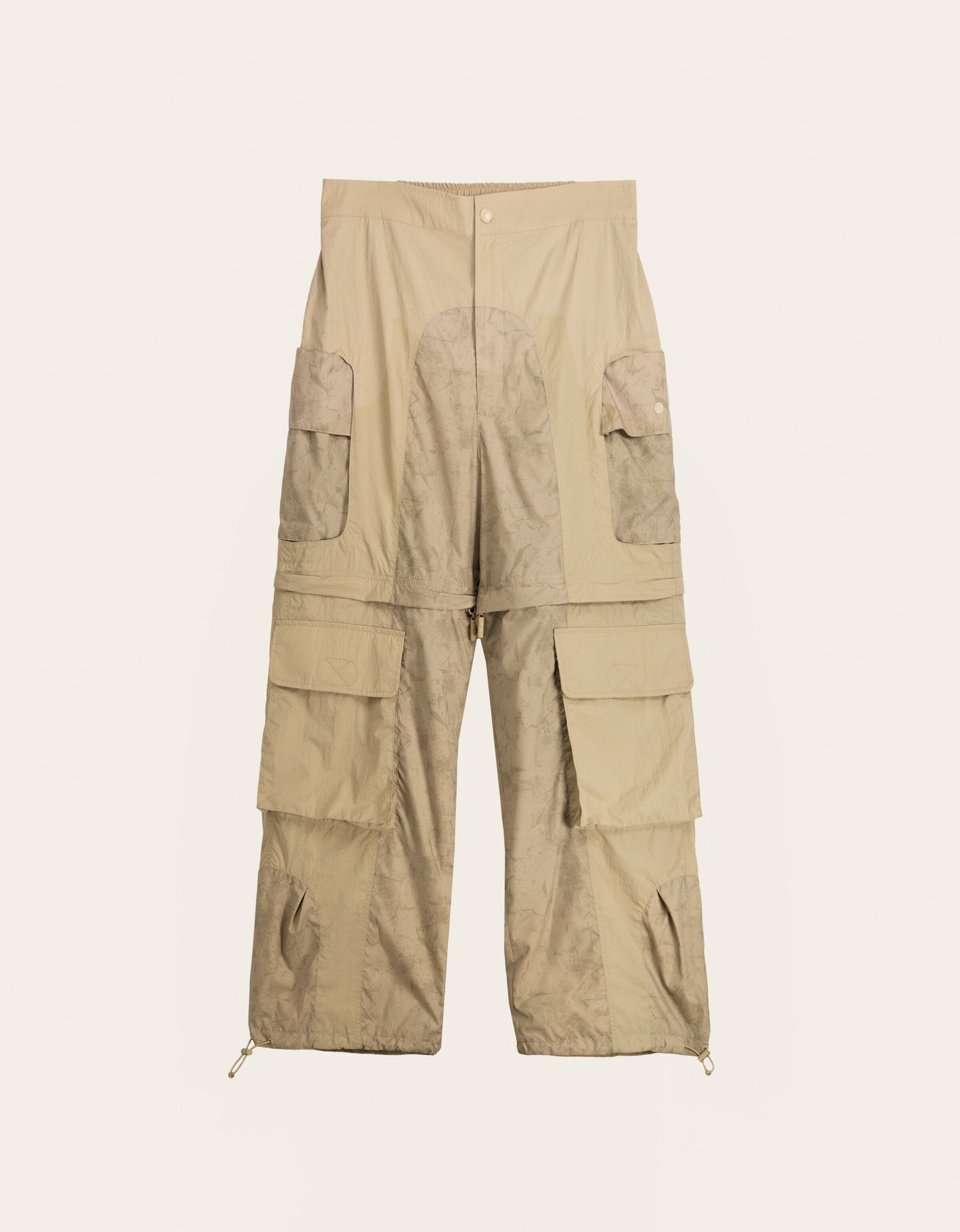 Pantalón RAL7000STUDIO x BERSHKA técnico cargo desmontable bajo ajustable