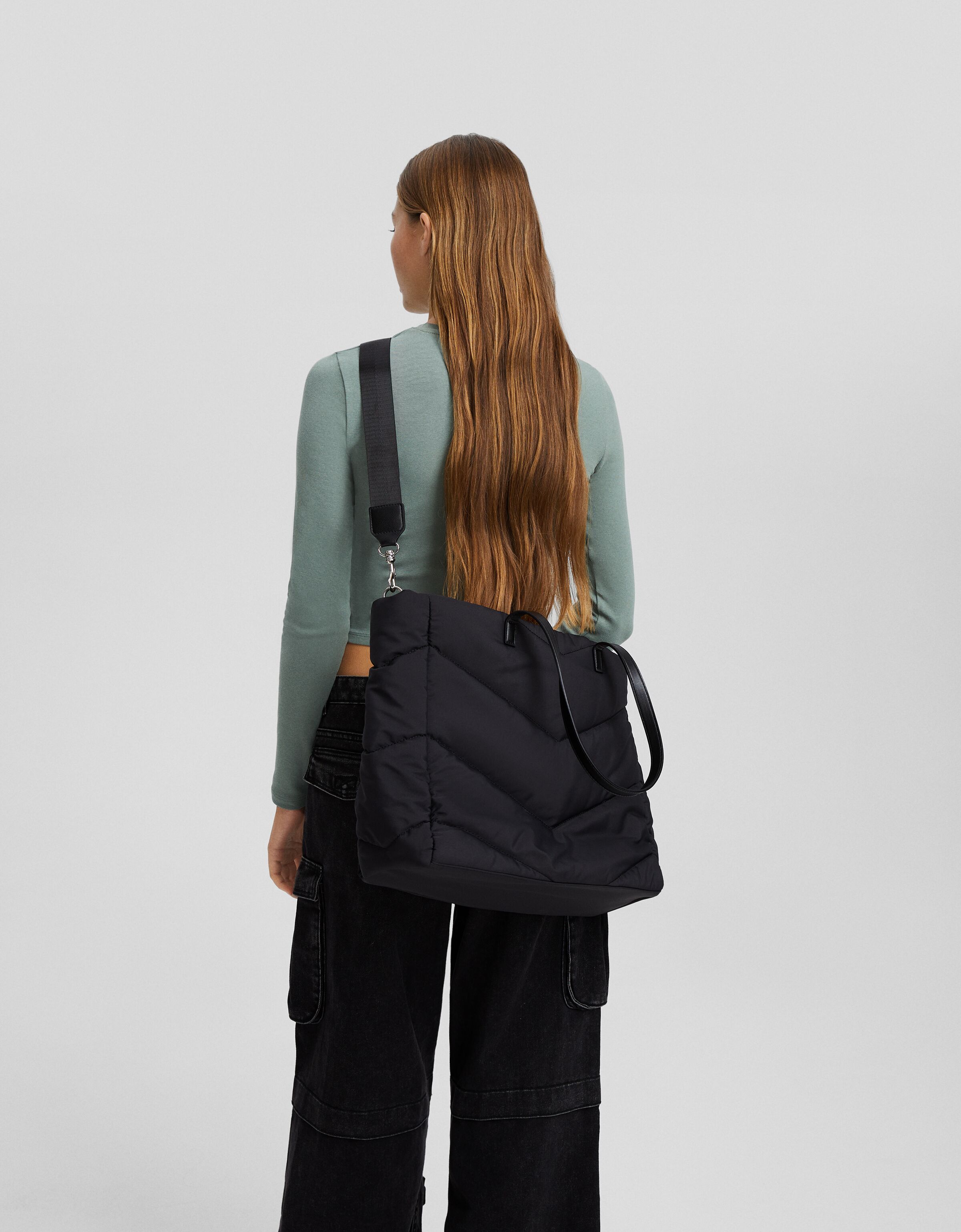 Bolso shopper técnico cremalleras