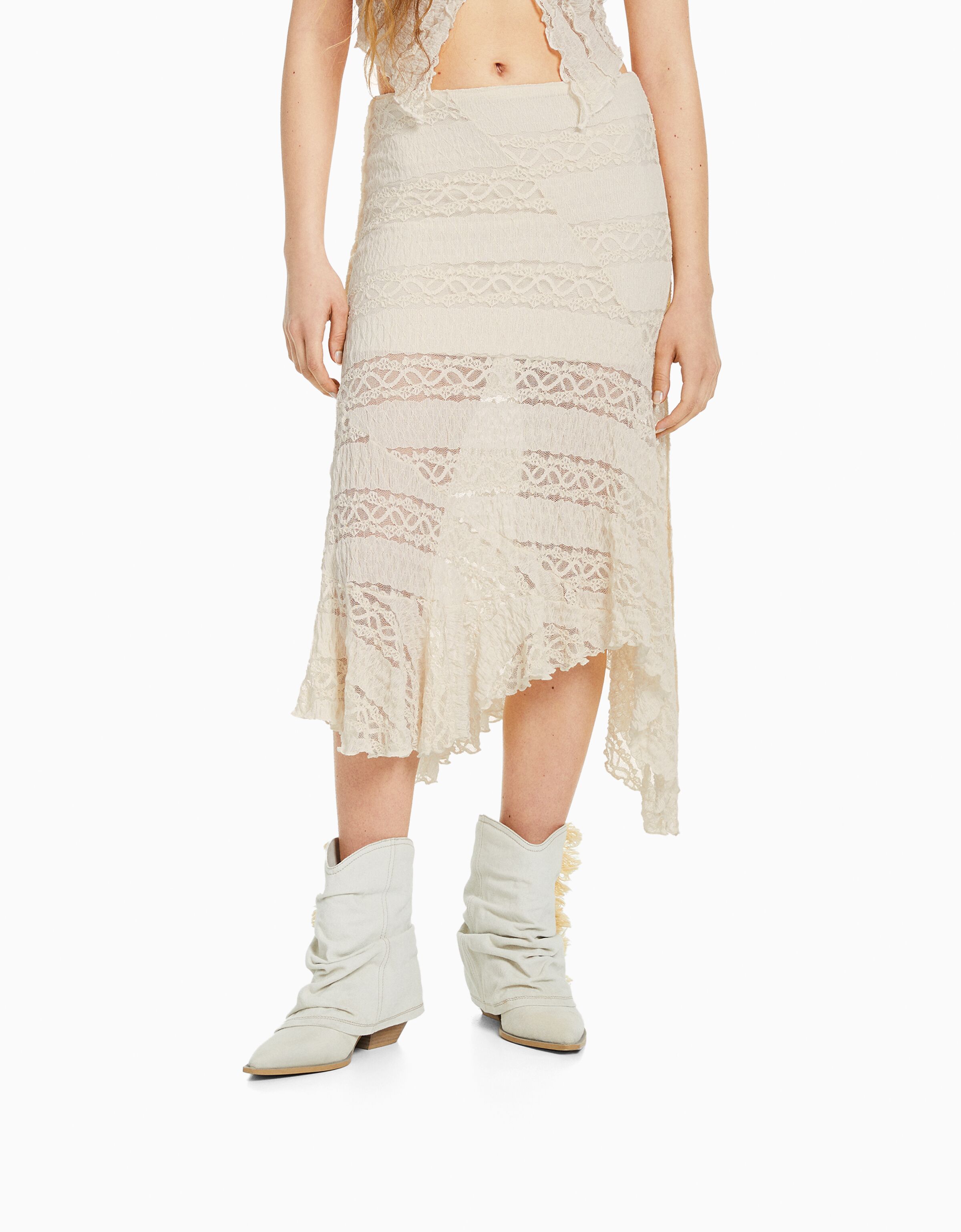 Falda midi blonda asimétrica