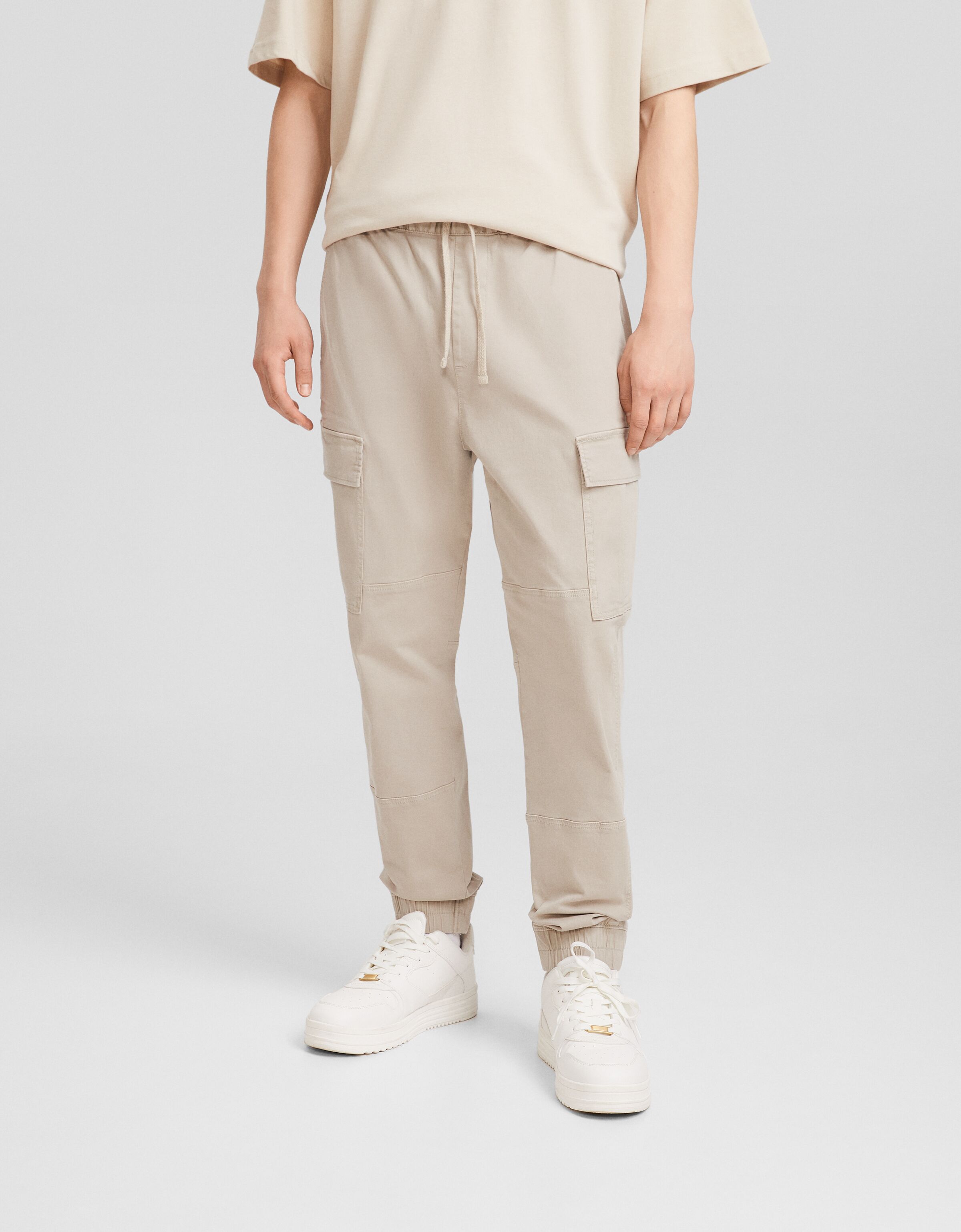 Pantalón jogger cargo