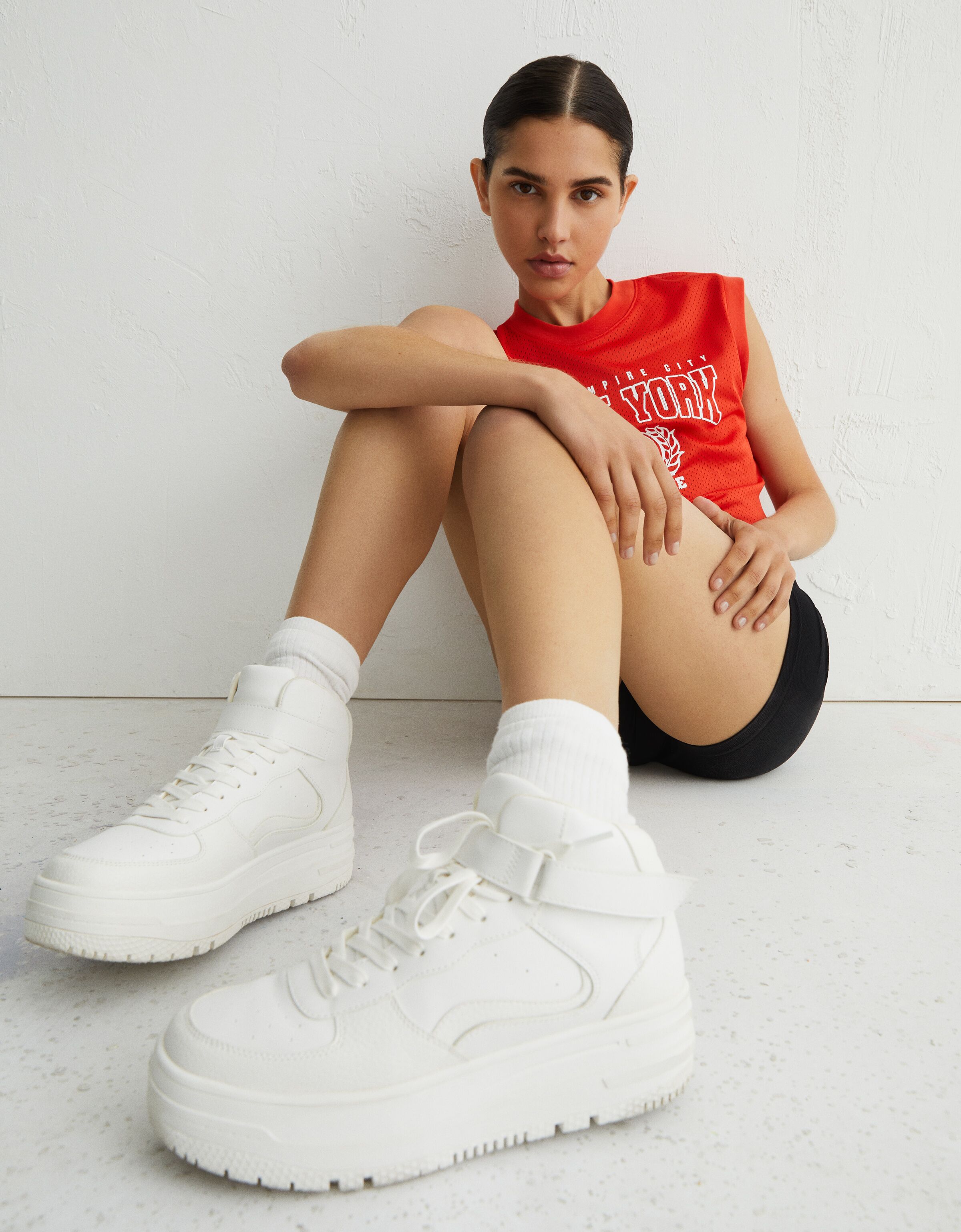 Zapatillas abotinadas tira