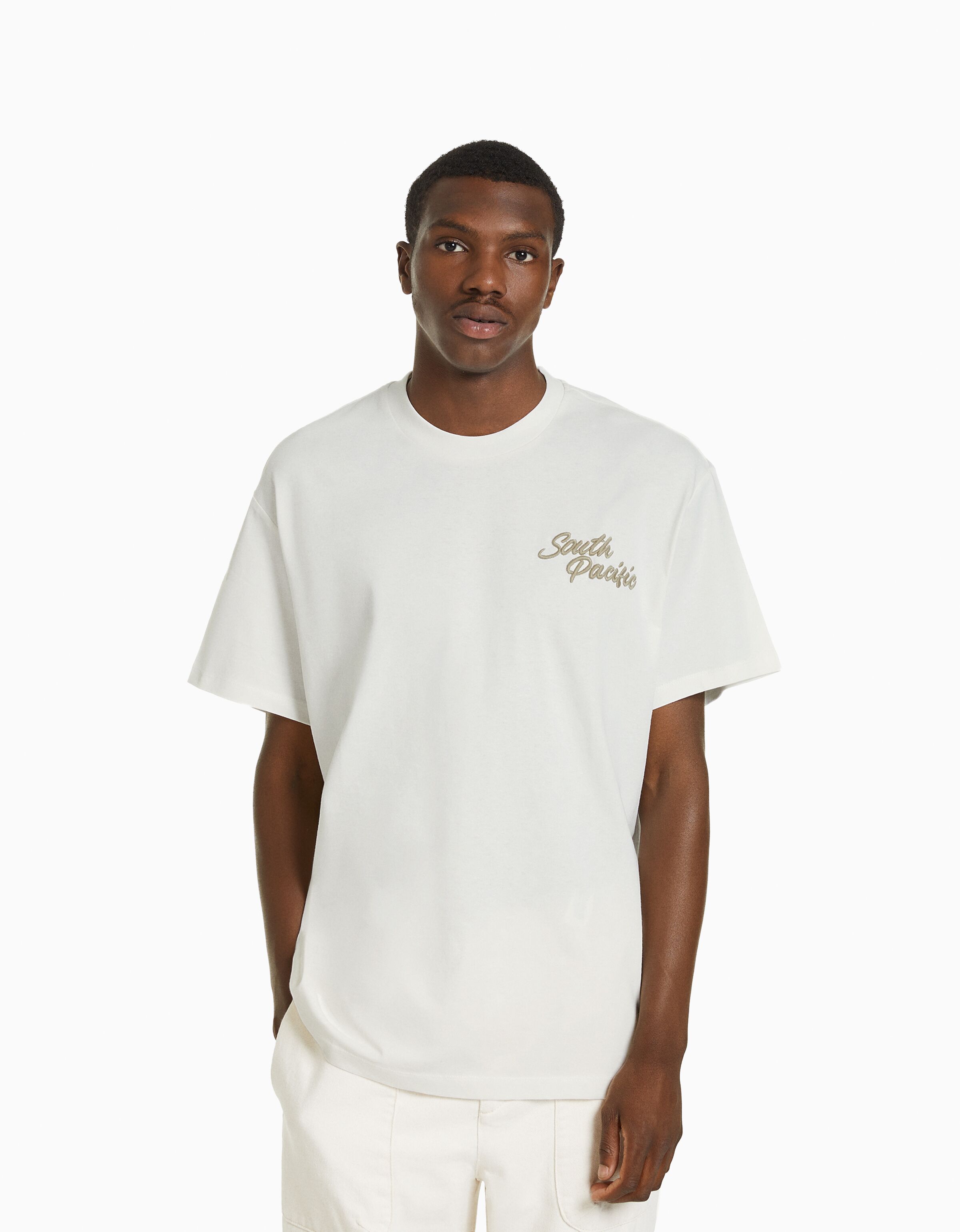 Camiseta manga corta boxy fit bordado