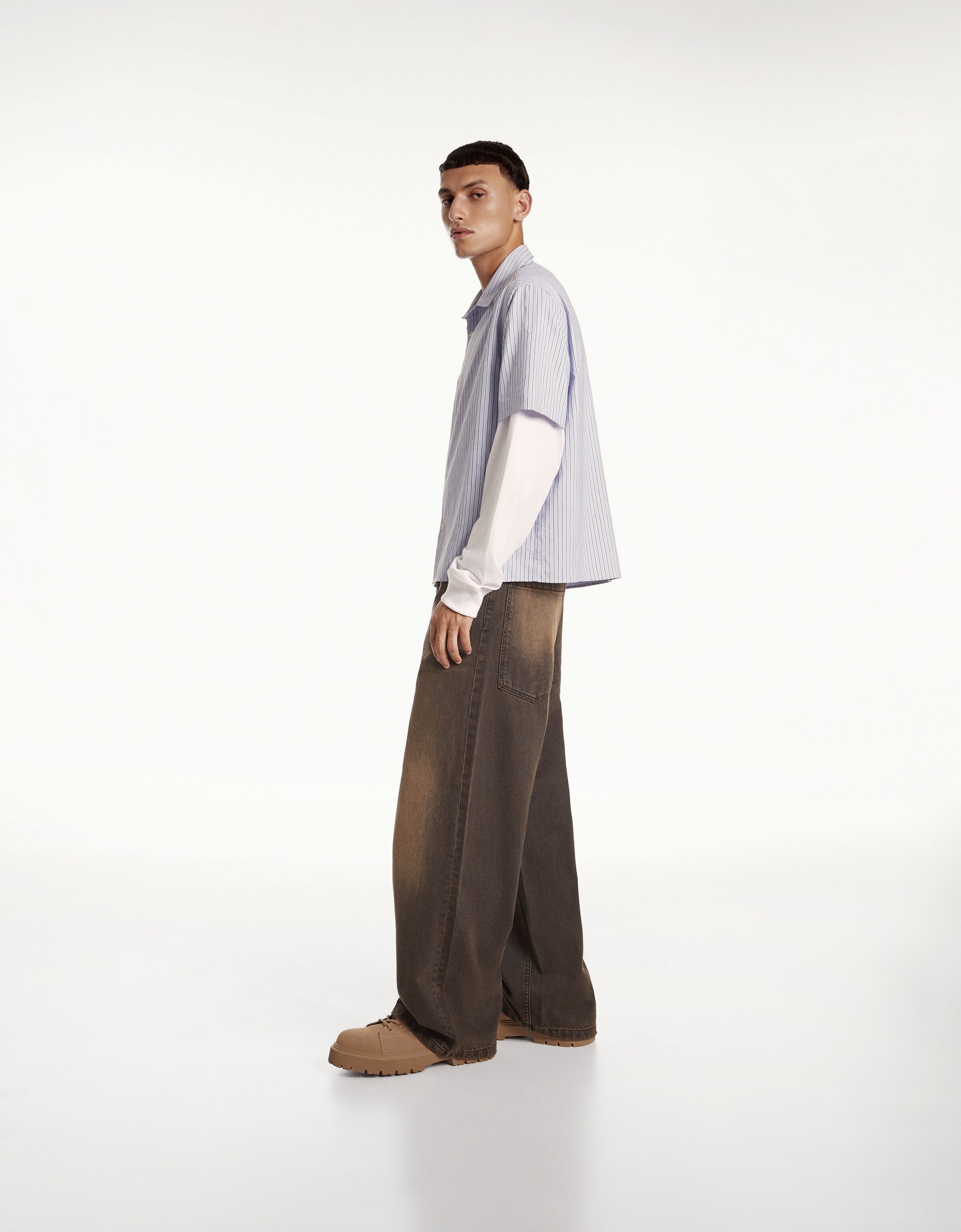 Botines acordonados suela track hombre