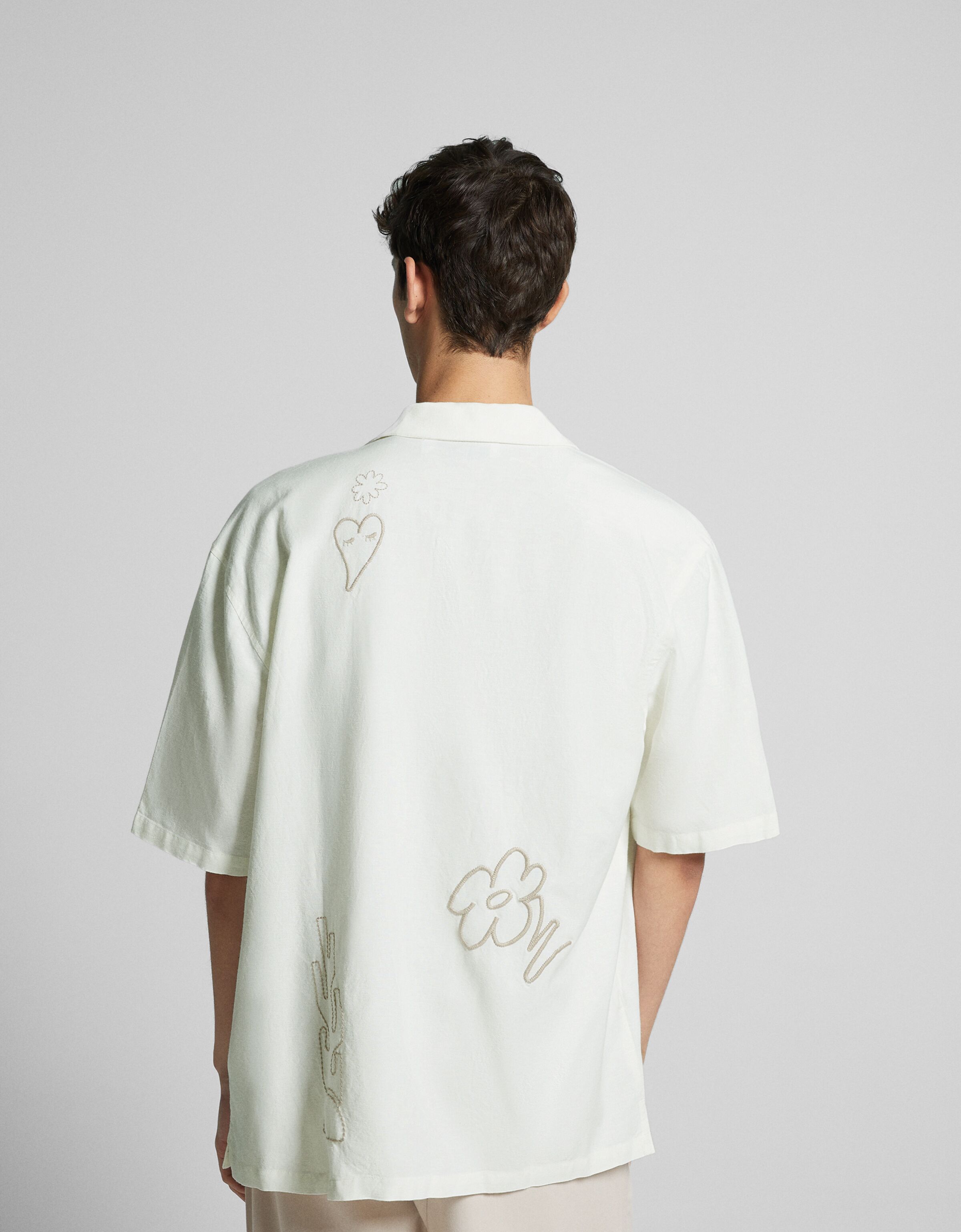 Camisa manga corta rústica bordado