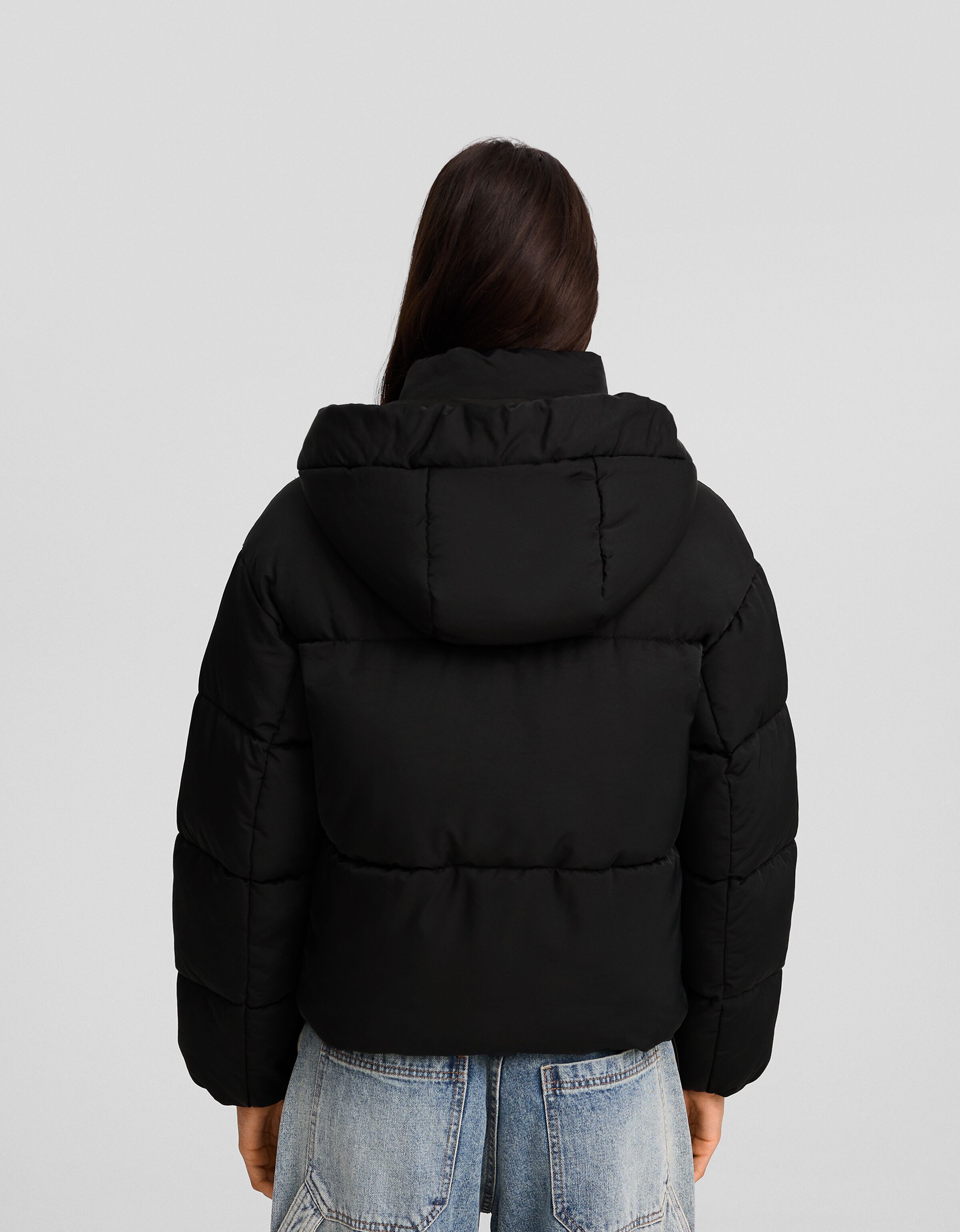 Cazadora acolchada oversize capucha