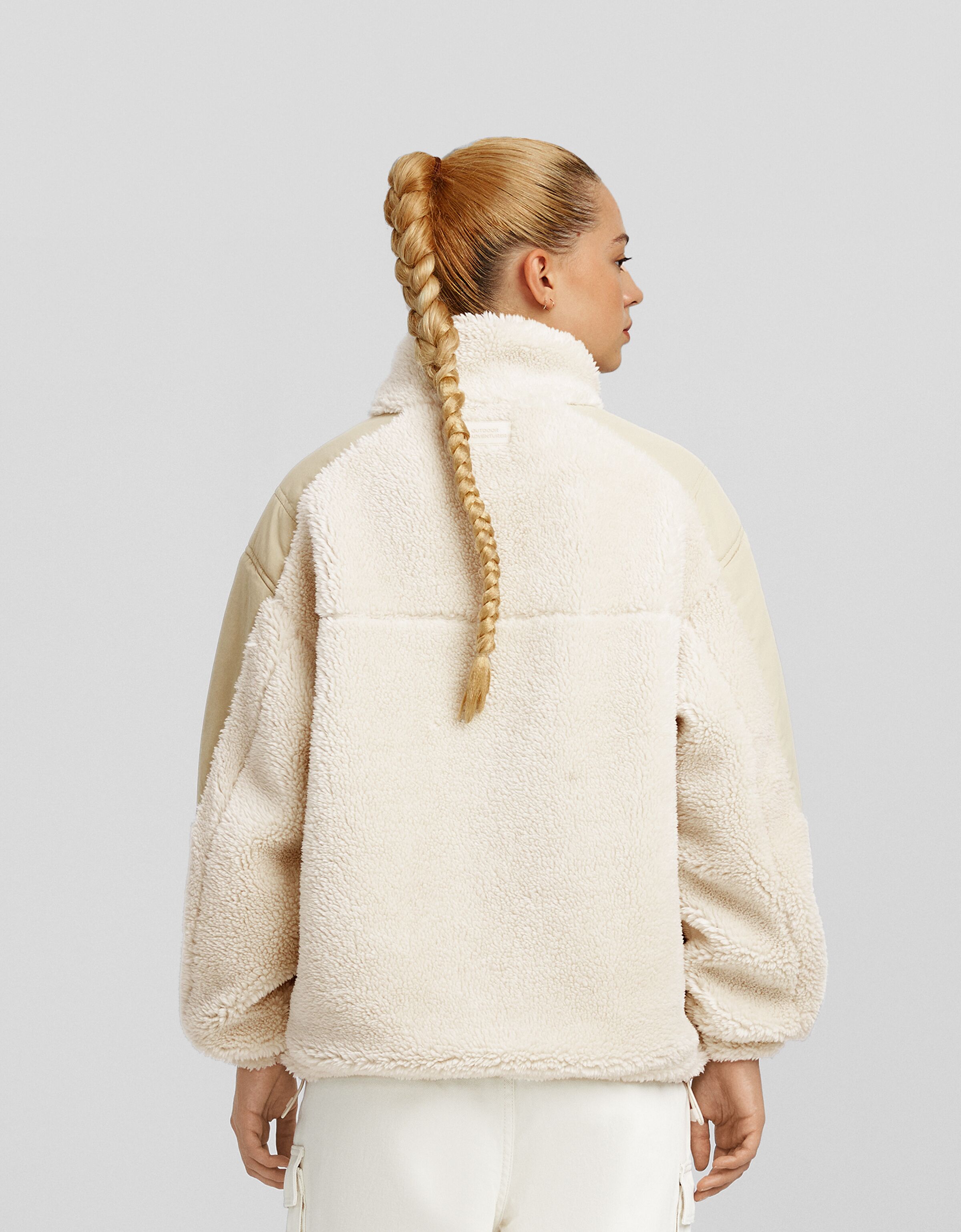 Cazadora borreguillo con nylon