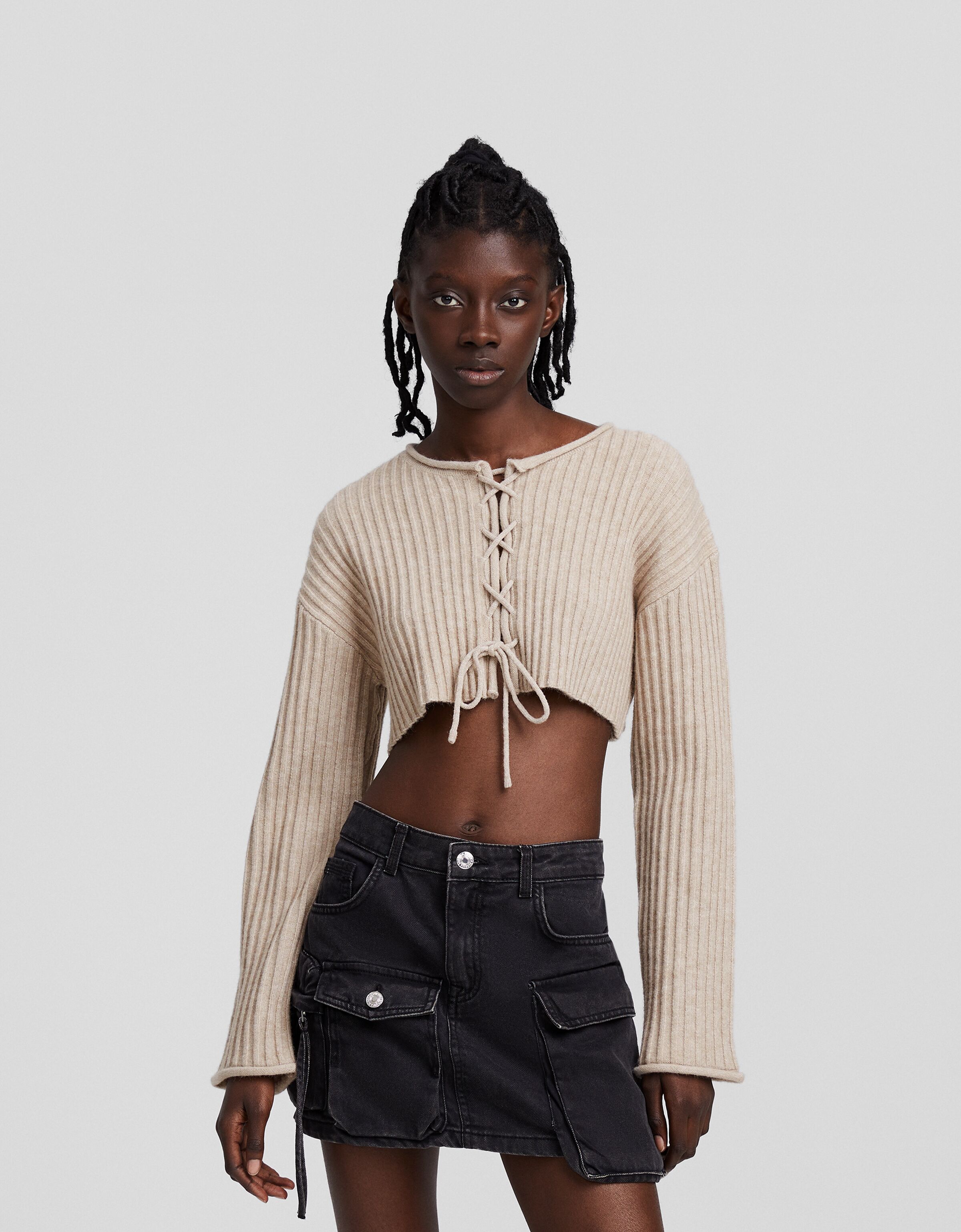 Cárdigan cropped punto rib lazada