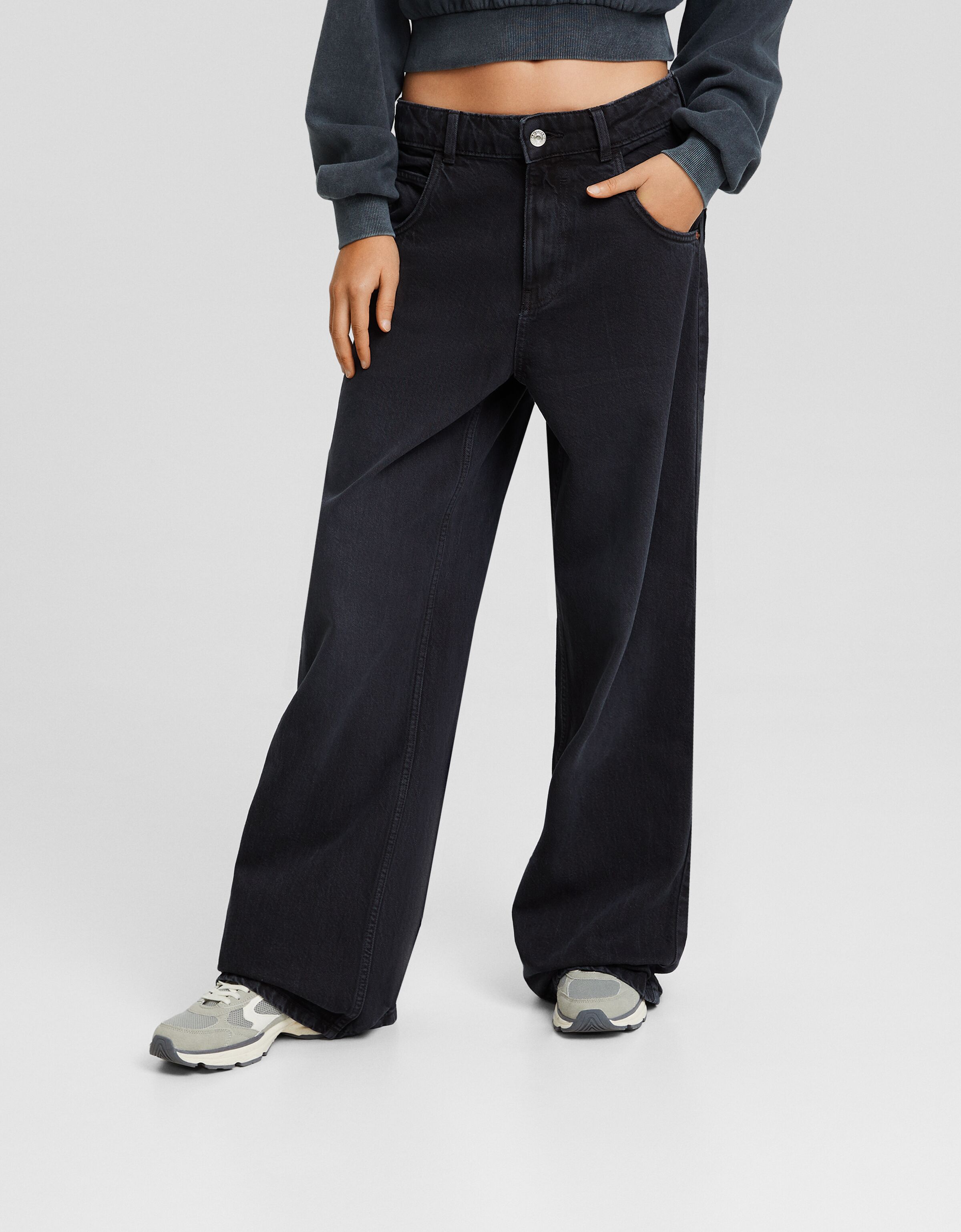 Pantalón wide skater sarga