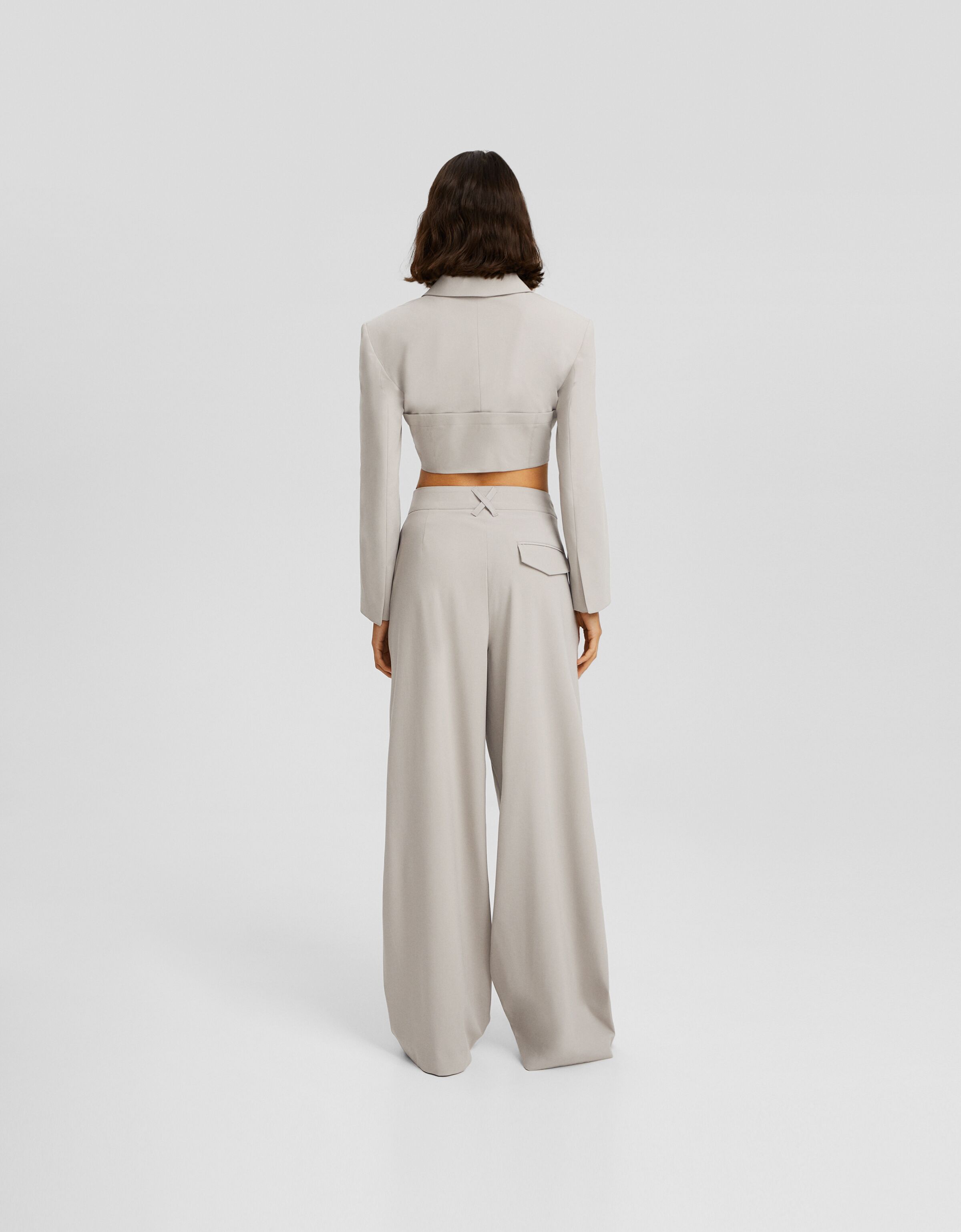 Blazer cropped detalle