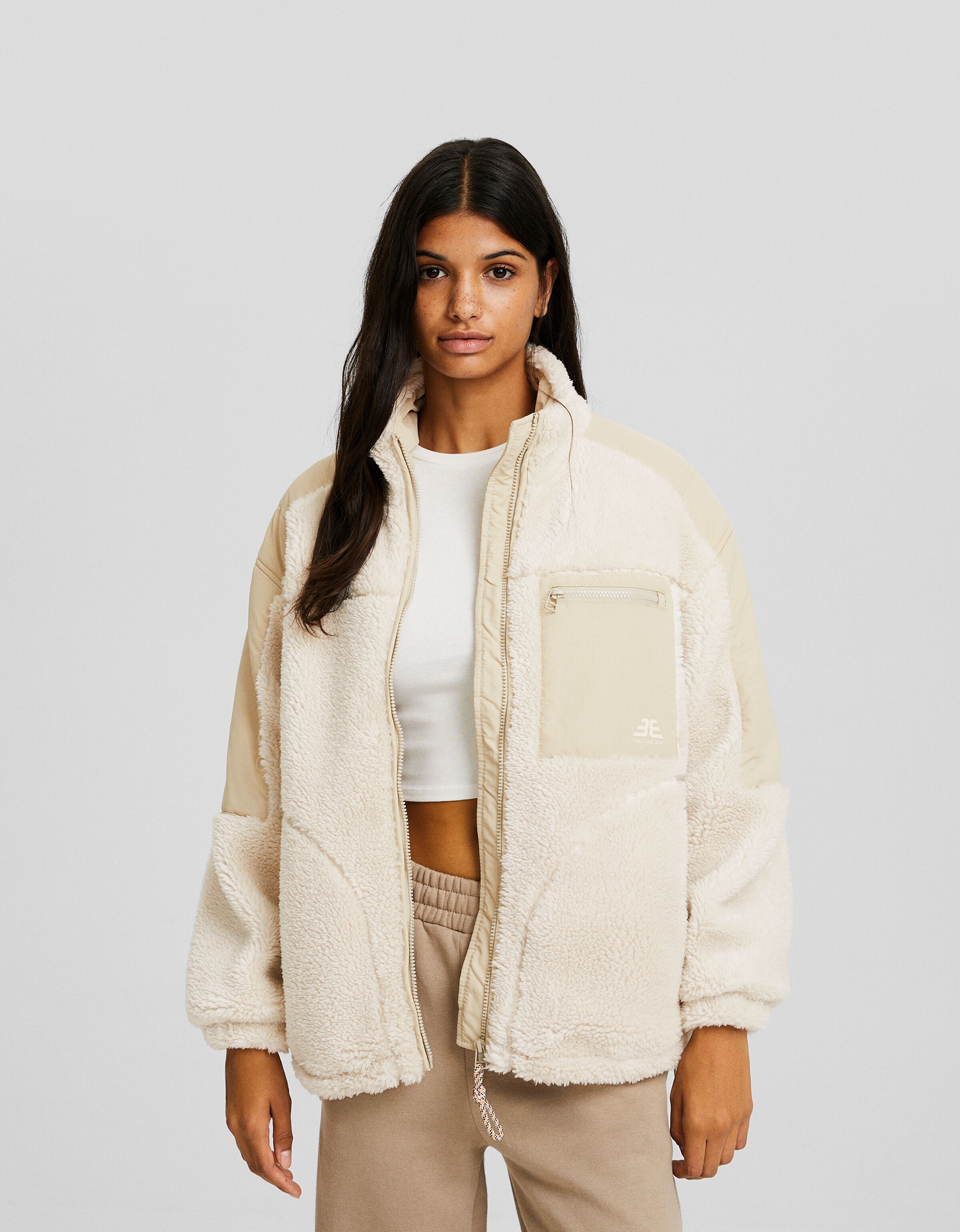 Cazadora borreguillo con nylon