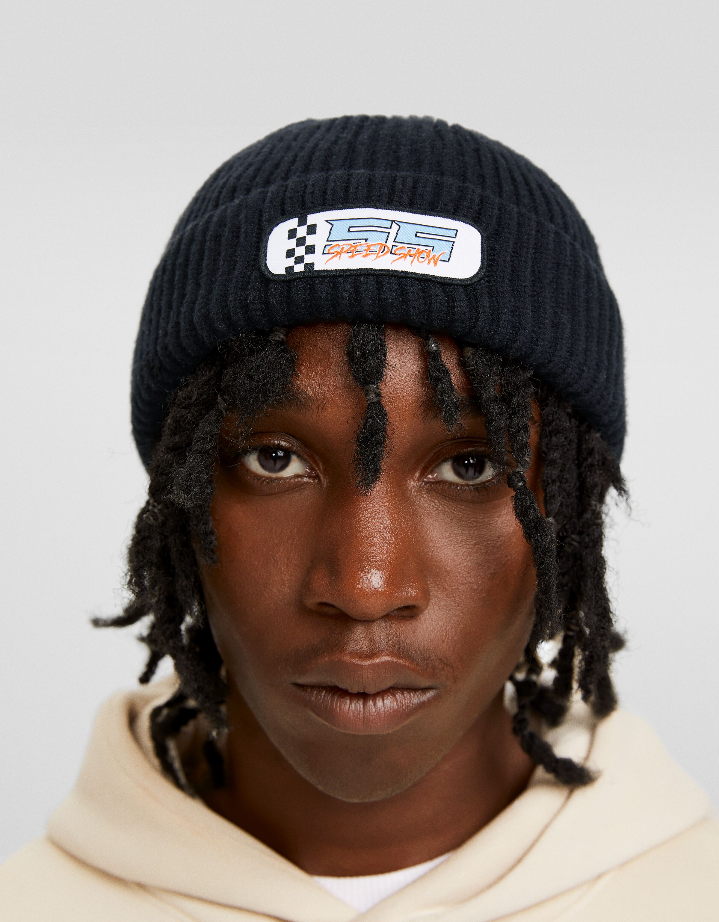 Beanie corto rib parche