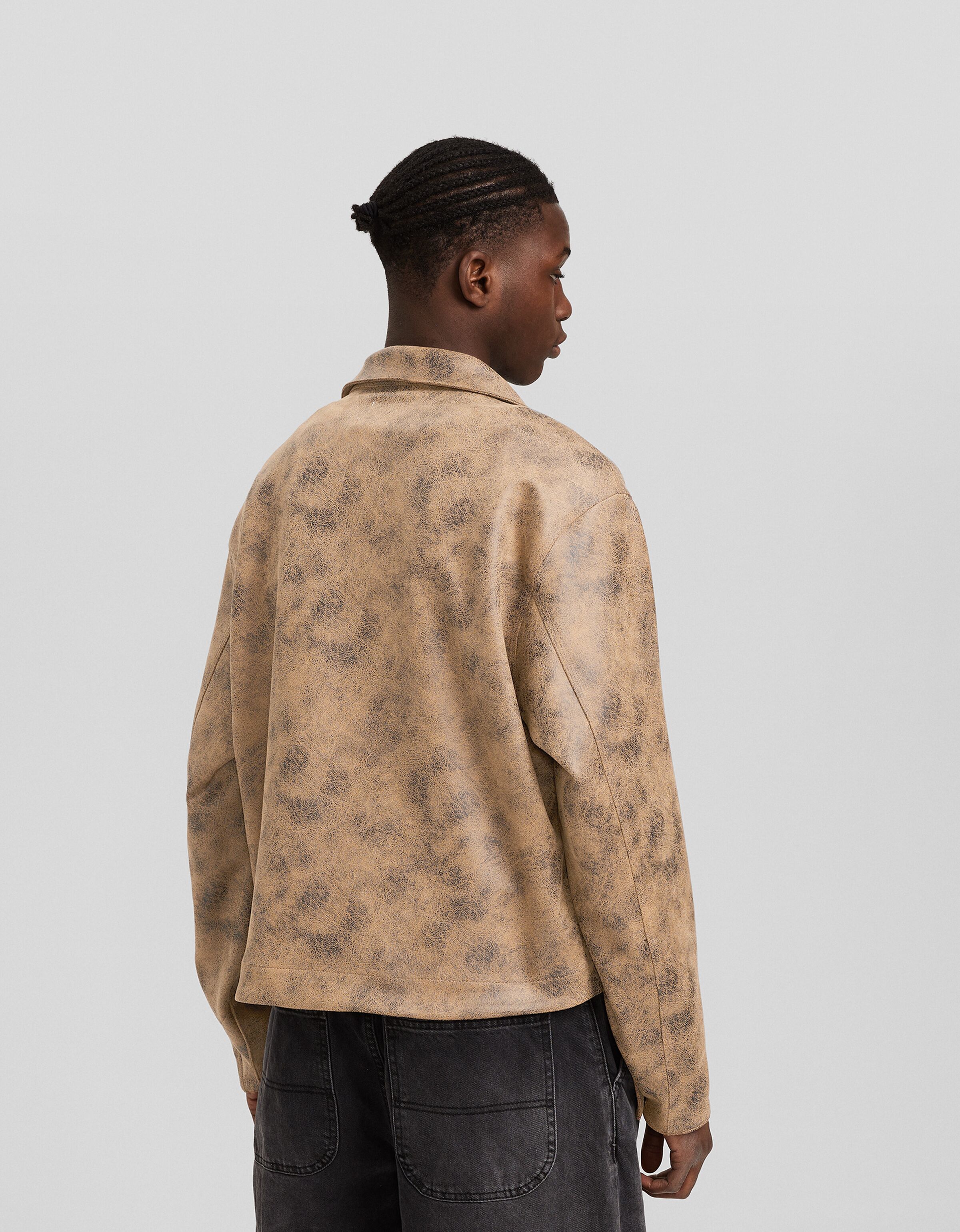 Sobrecamisa manga larga efecto piel desgastada