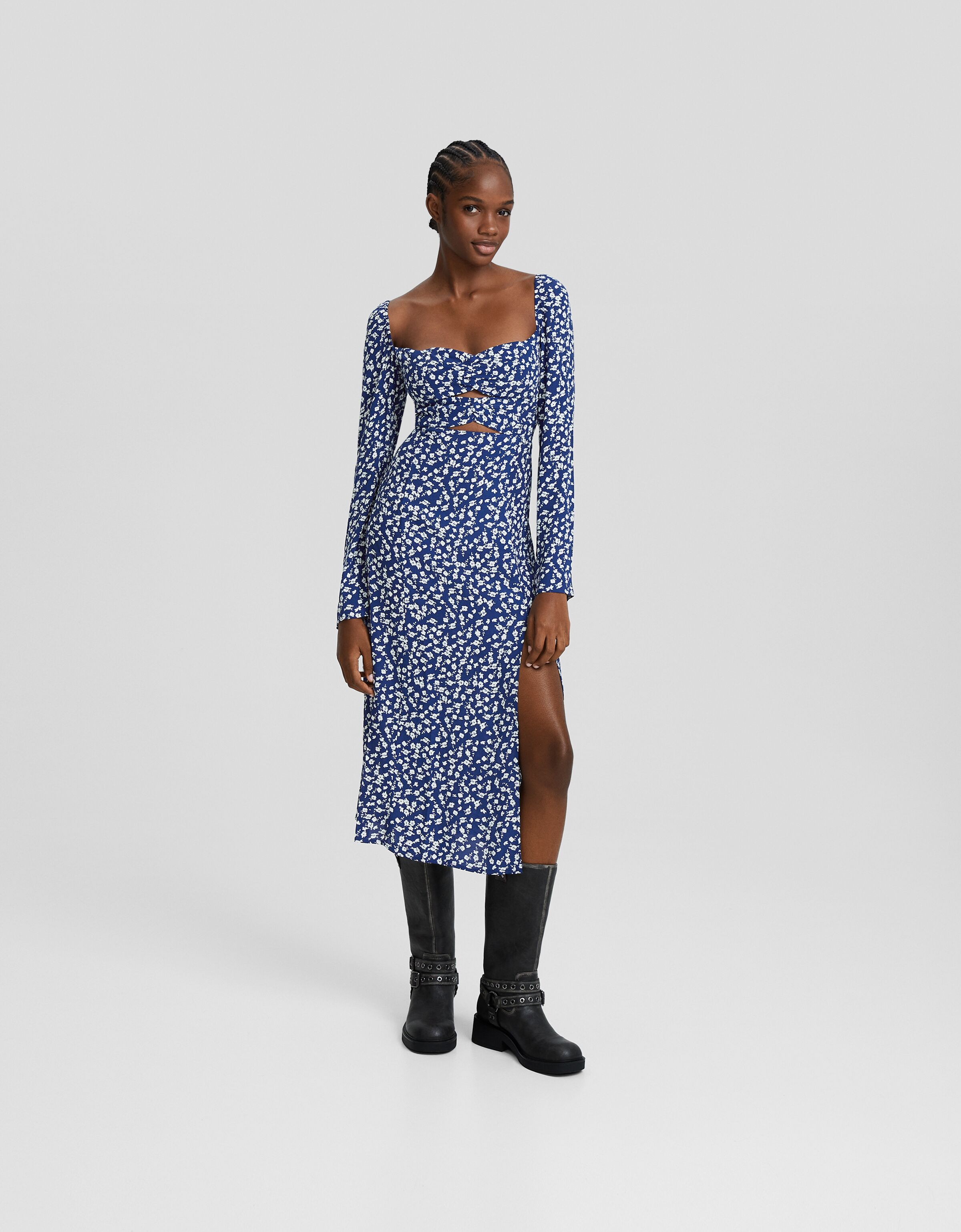 Vestido midi manga larga cut out print floral