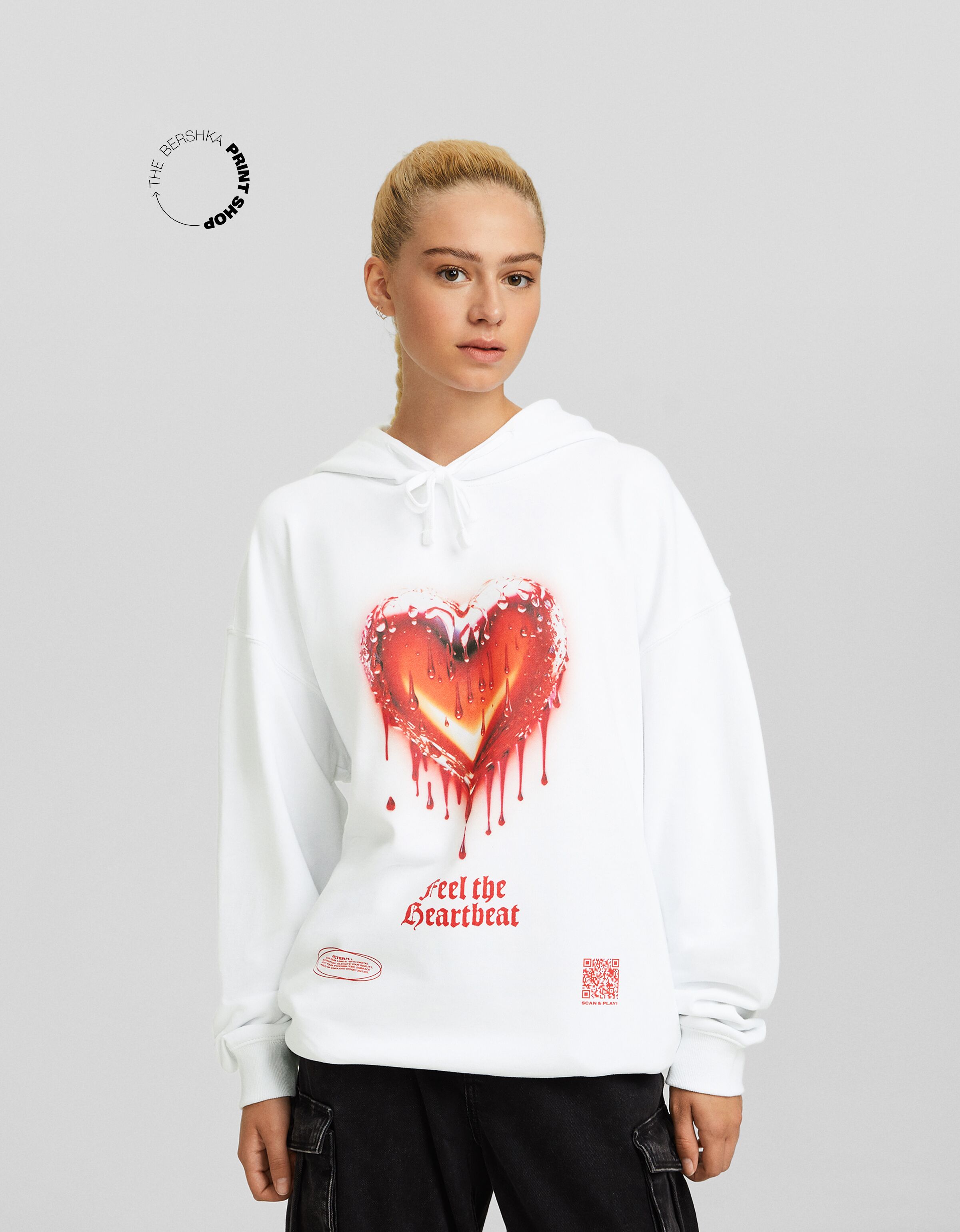 Sudadera Bershka Wearable Art capucha print