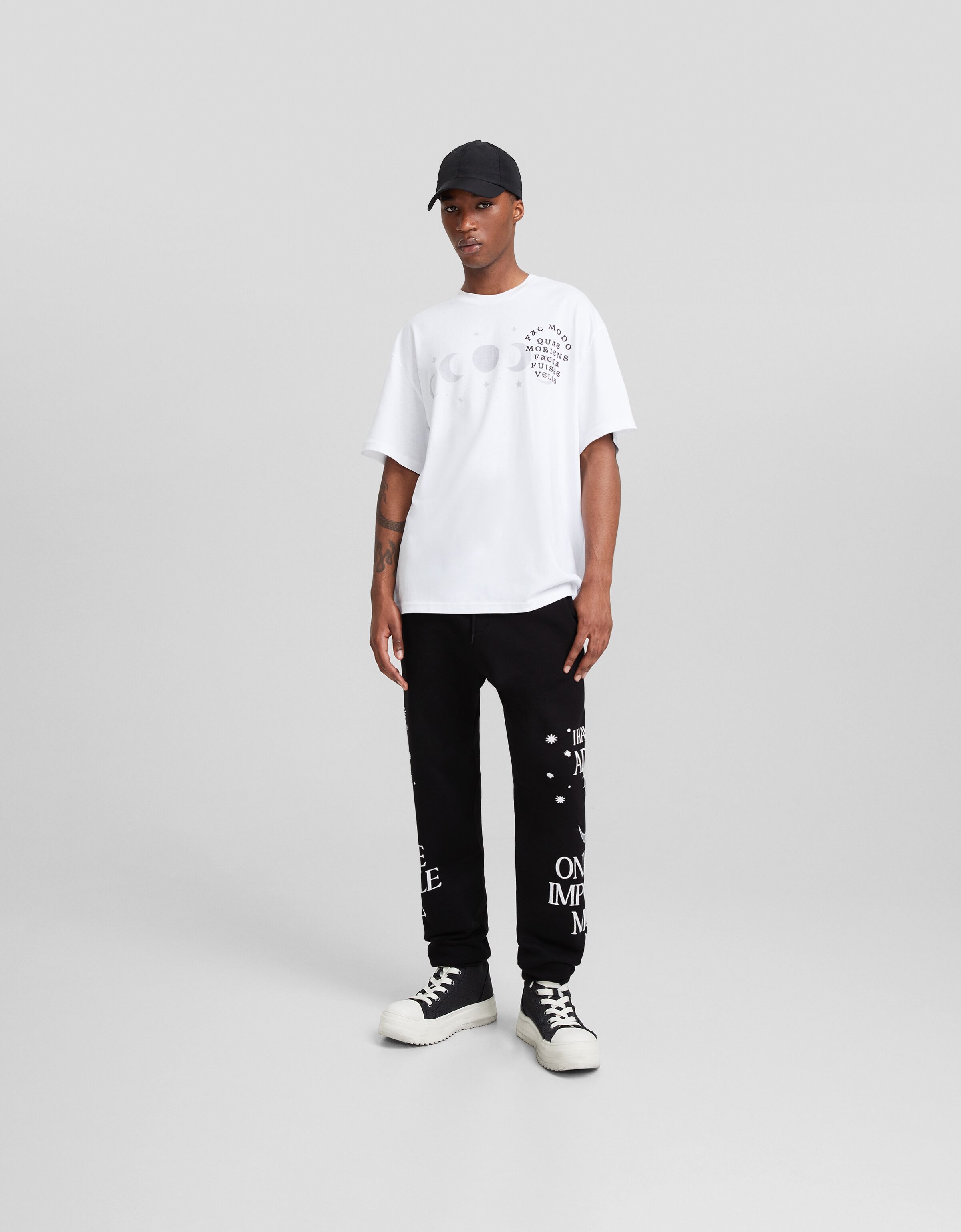 Pantalón jogger felpa print