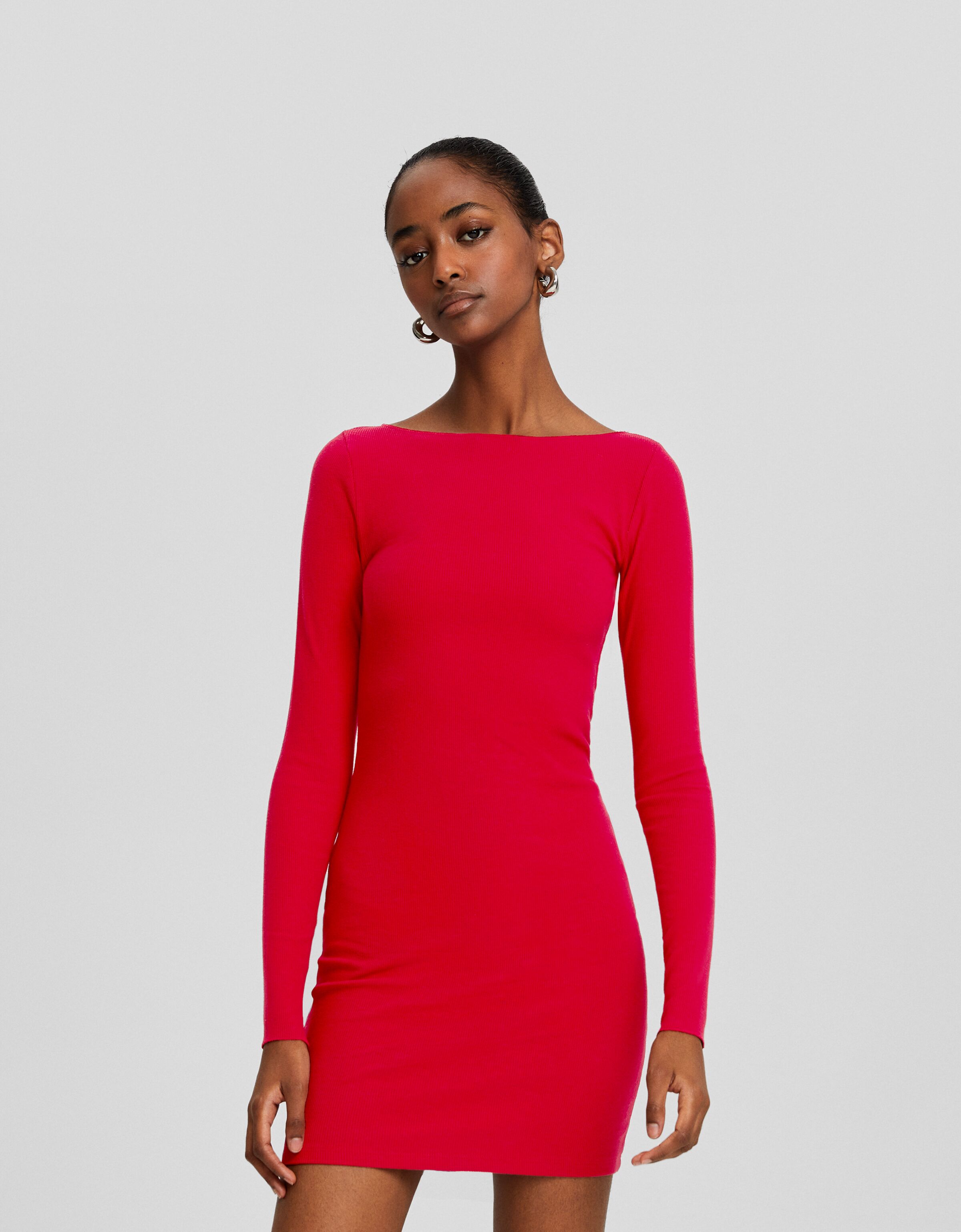 Vestido mini manga larga escote barco punto rib