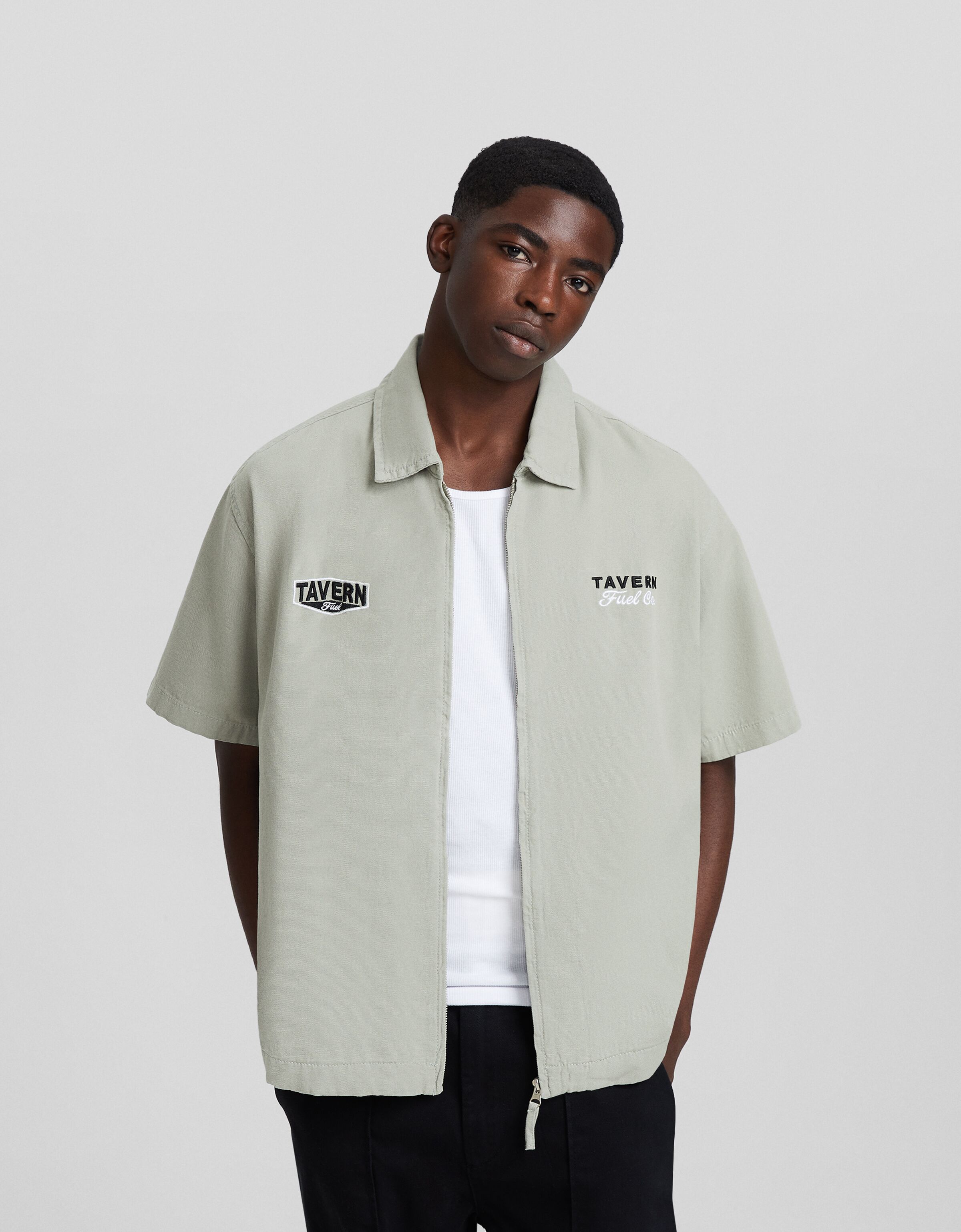 Camisa manga corta algodón parches