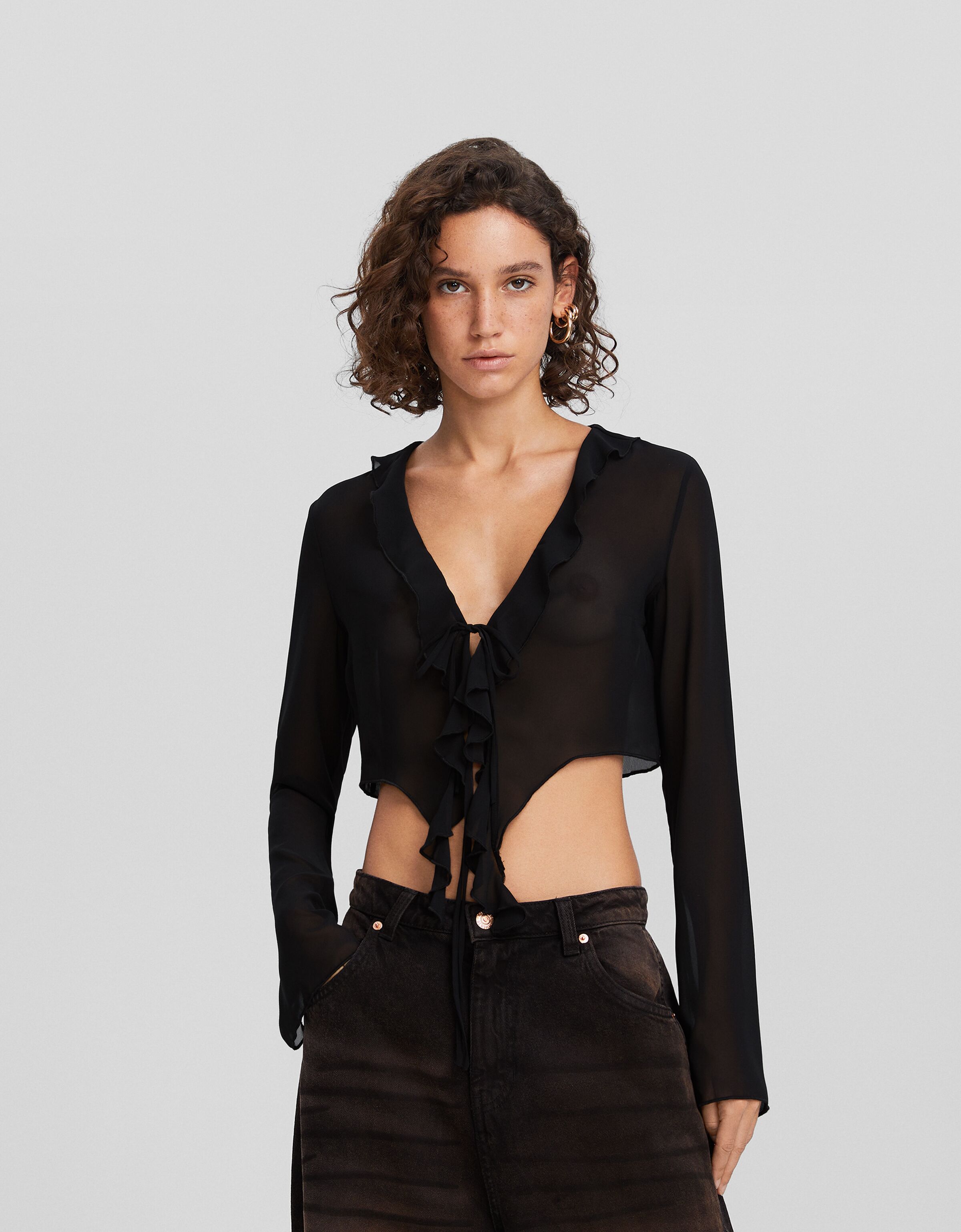 Blusa manga larga volantes chifón