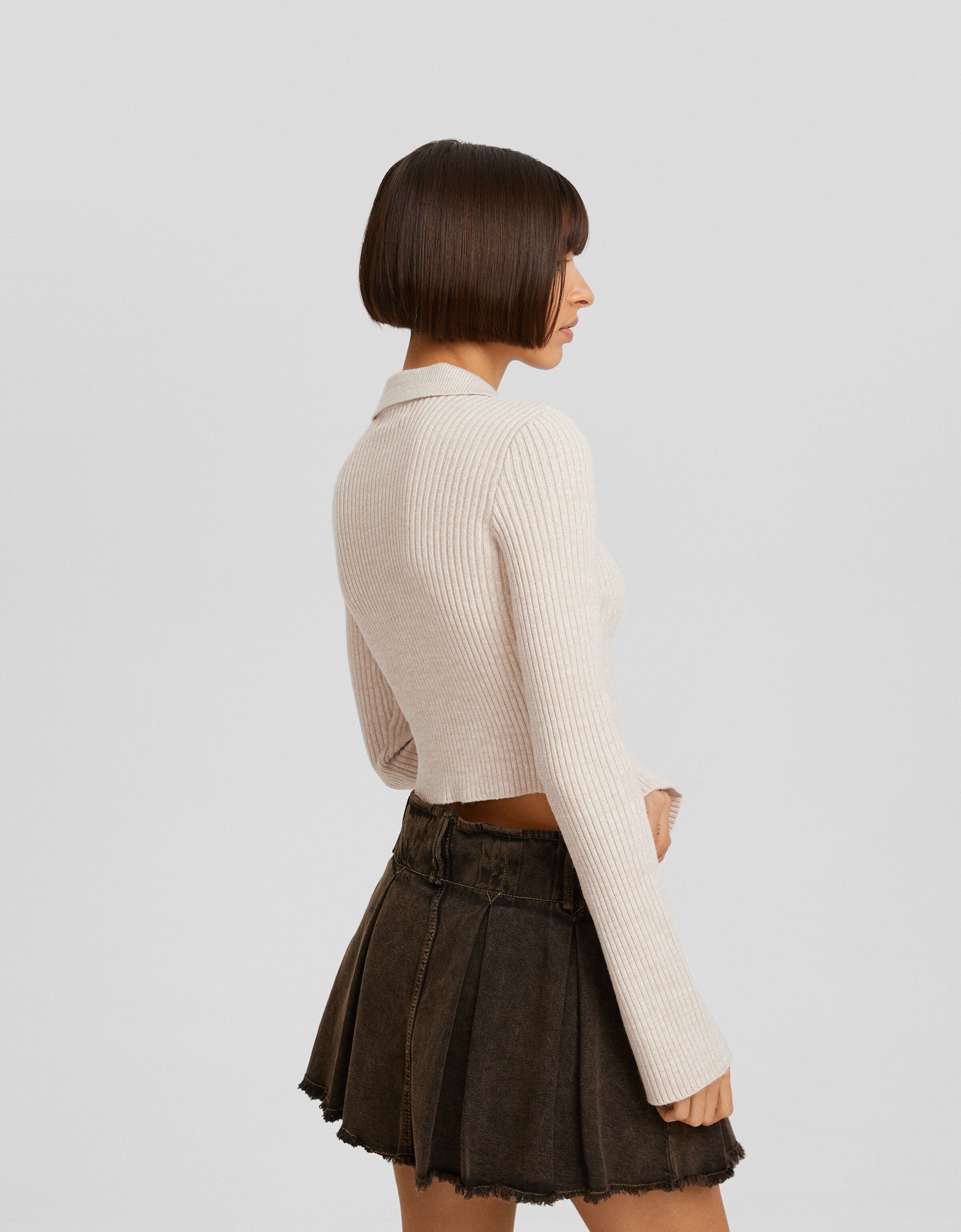 Jersey manga larga cuello polo cropped botones