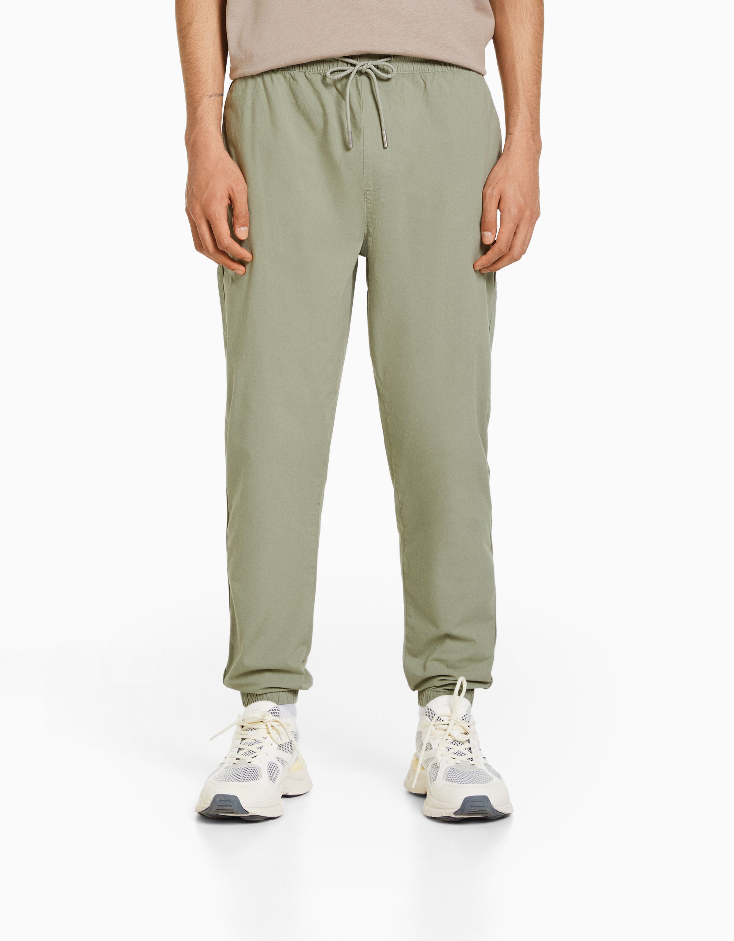 Pantalón jogger con algodón